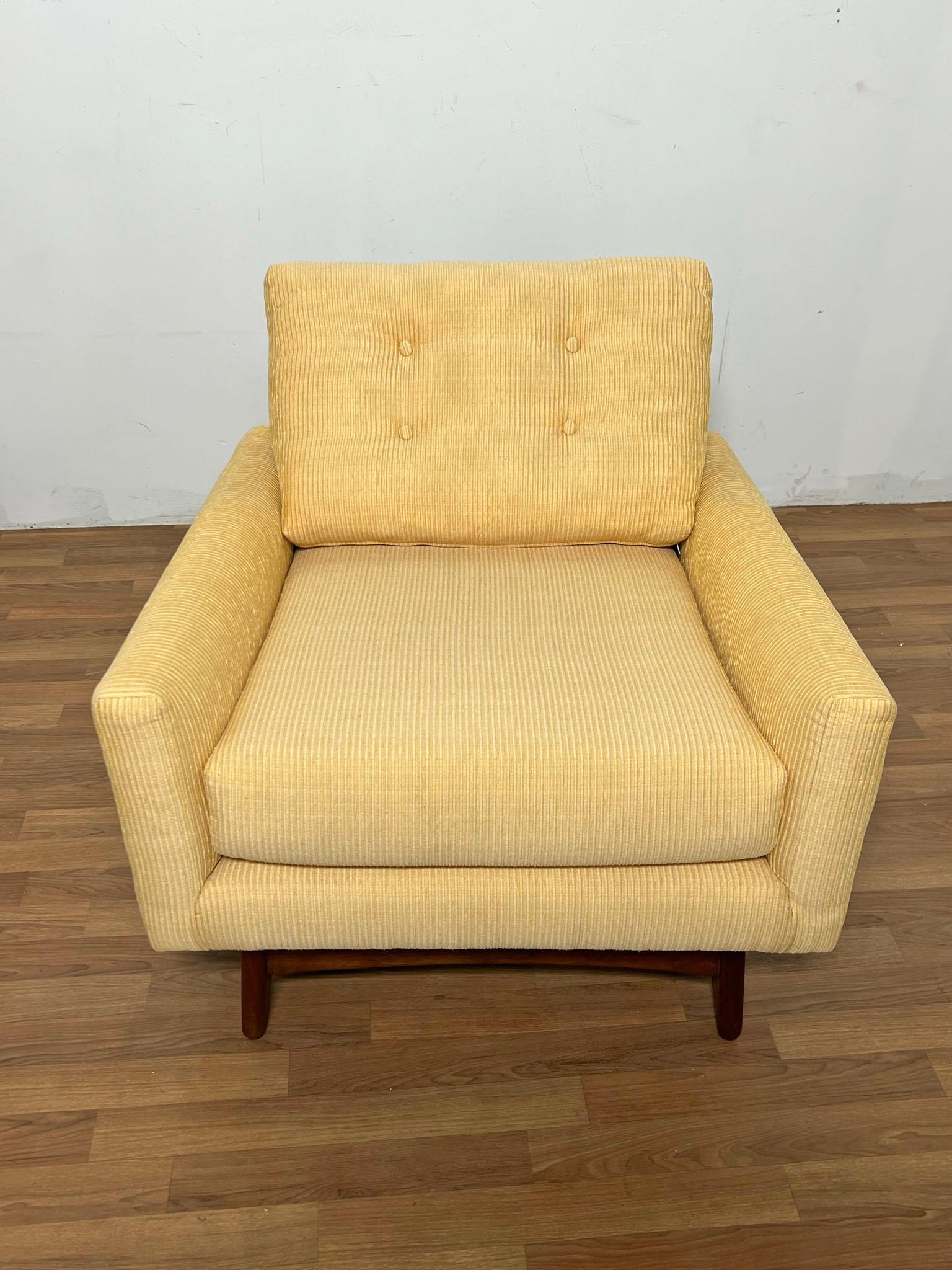 Adrian Pearsall for Craft Associates Lounge Chair and Ottoman, circa 1960s For Sale 2