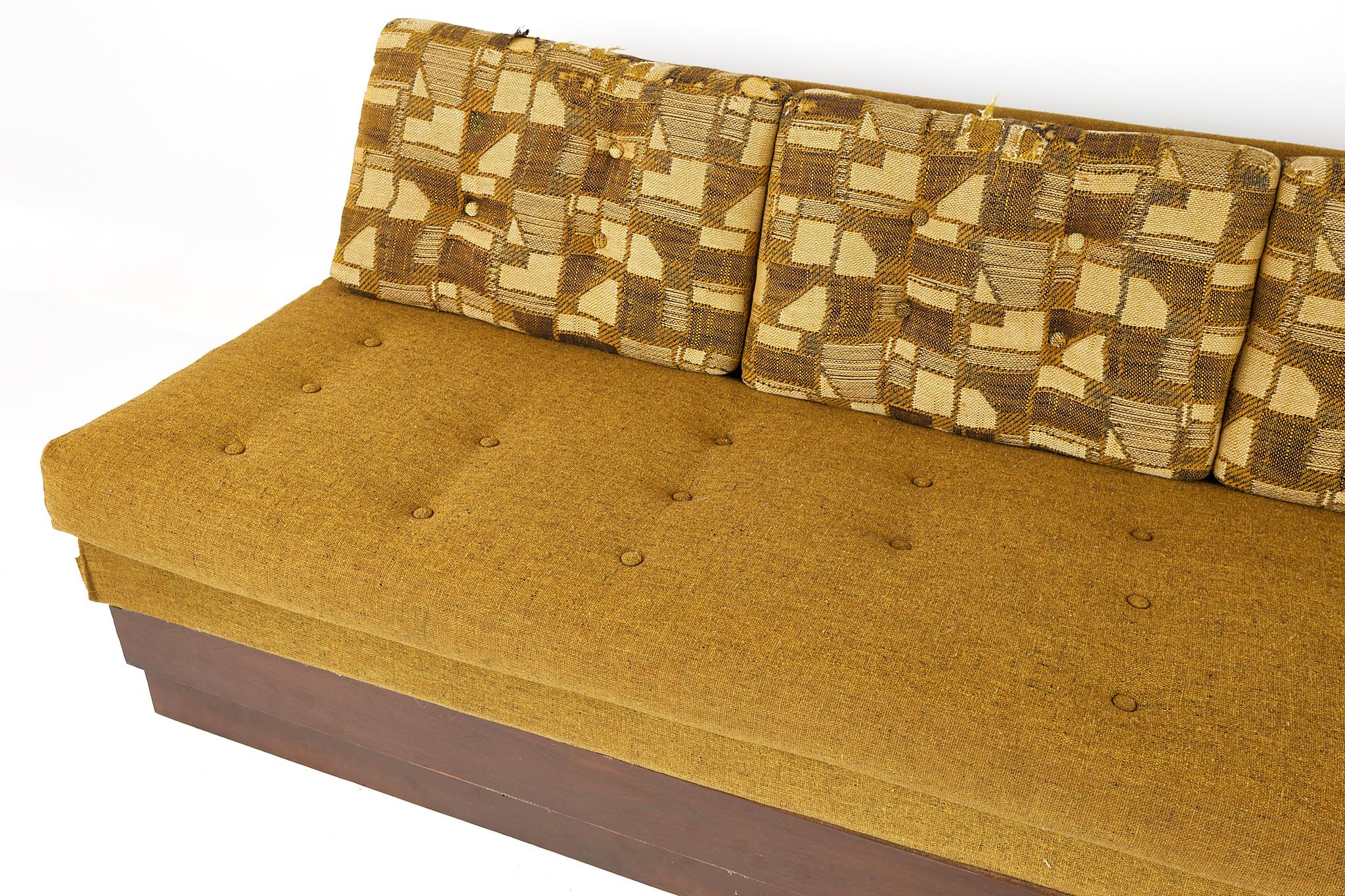 Late 20th Century Adrian Pearsall for Craft Associates Mid Century Armless Sofa For Sale