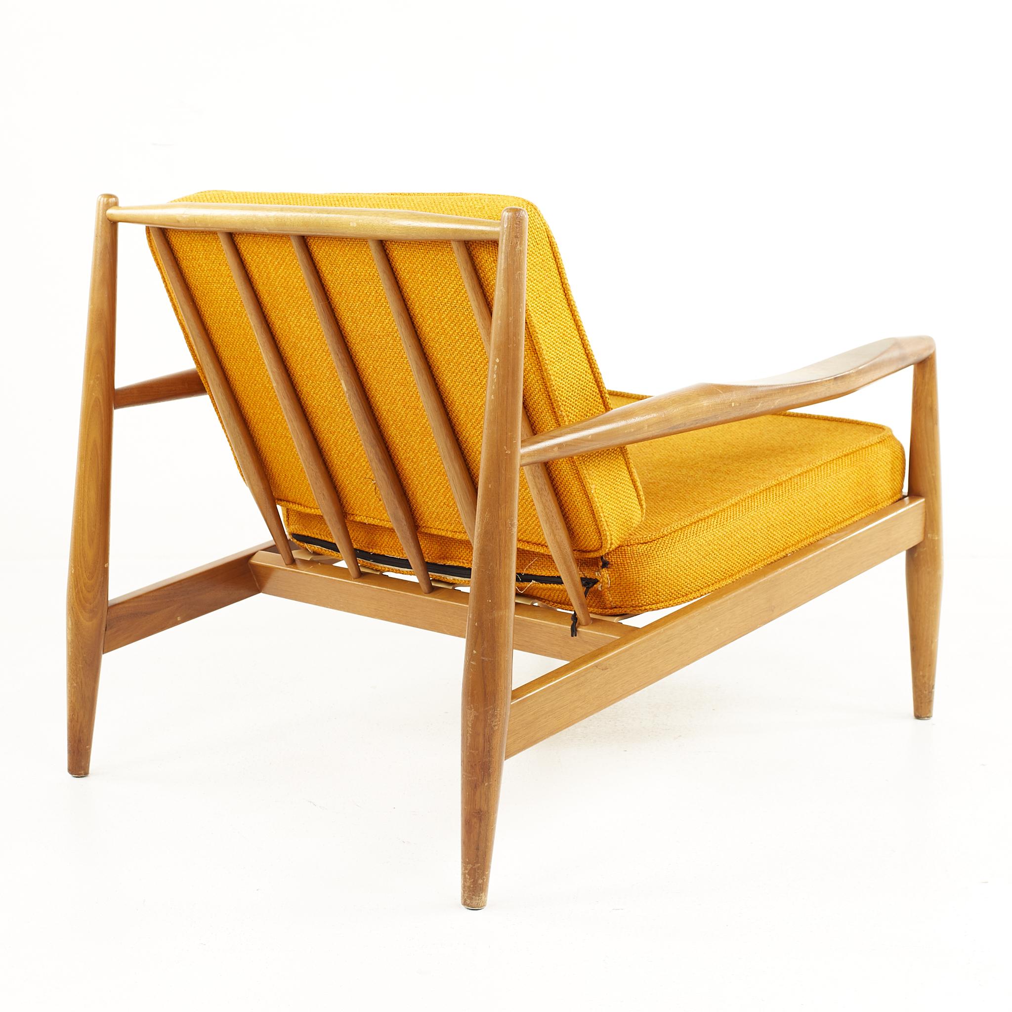 Américain Adrian Pearsall pour Craft Associates fauteuil de salon mi-siècle à dossier fuseau en vente