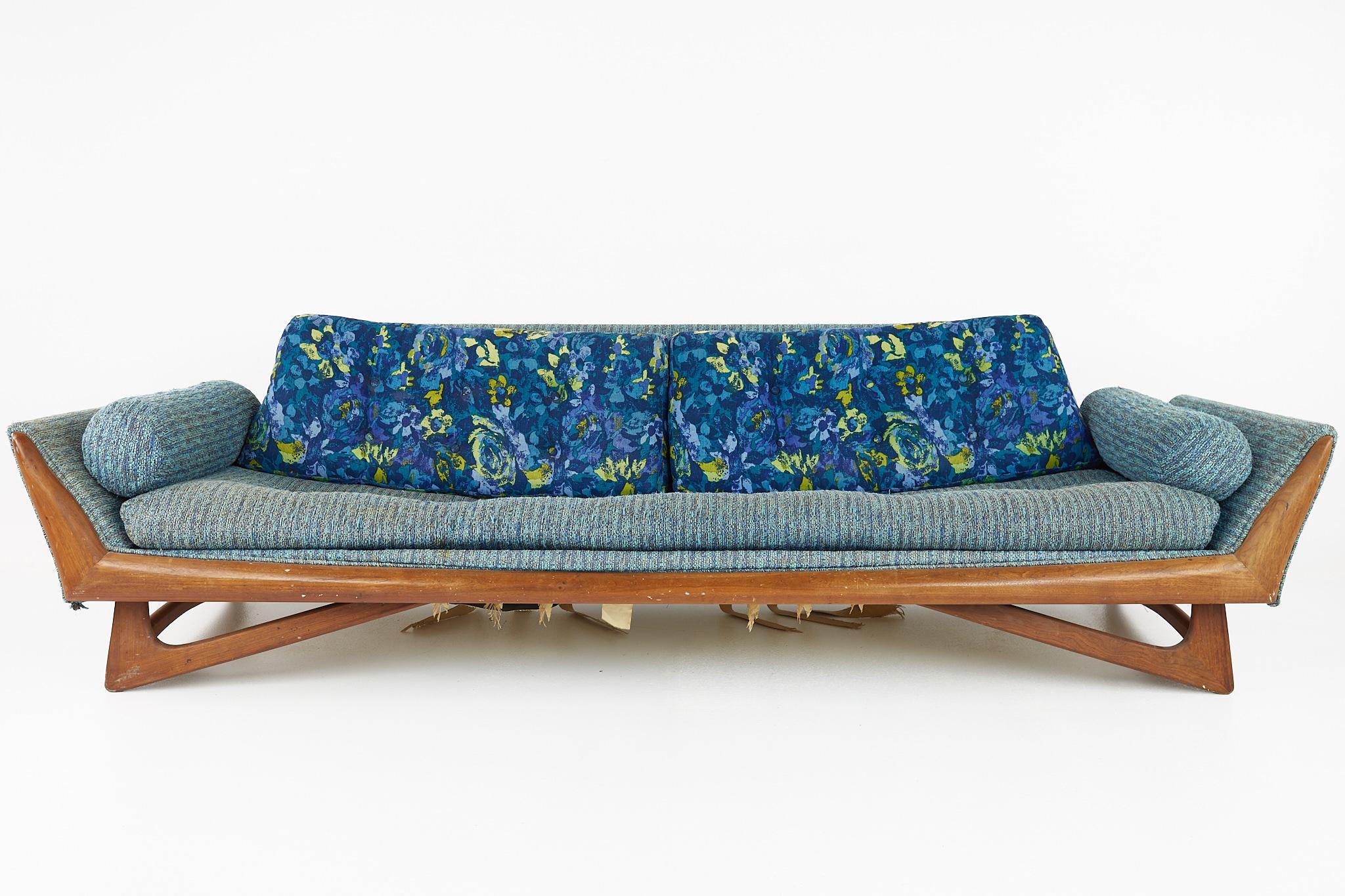 Adrian Pearsall for Craft Associates mid century walnut gondola sofa

This sofa measures: 103 wide x 33 deep x 27 inches high, with a seat height of 17 and arm height of 22 inches

All pieces of furniture can be had in what we call restored