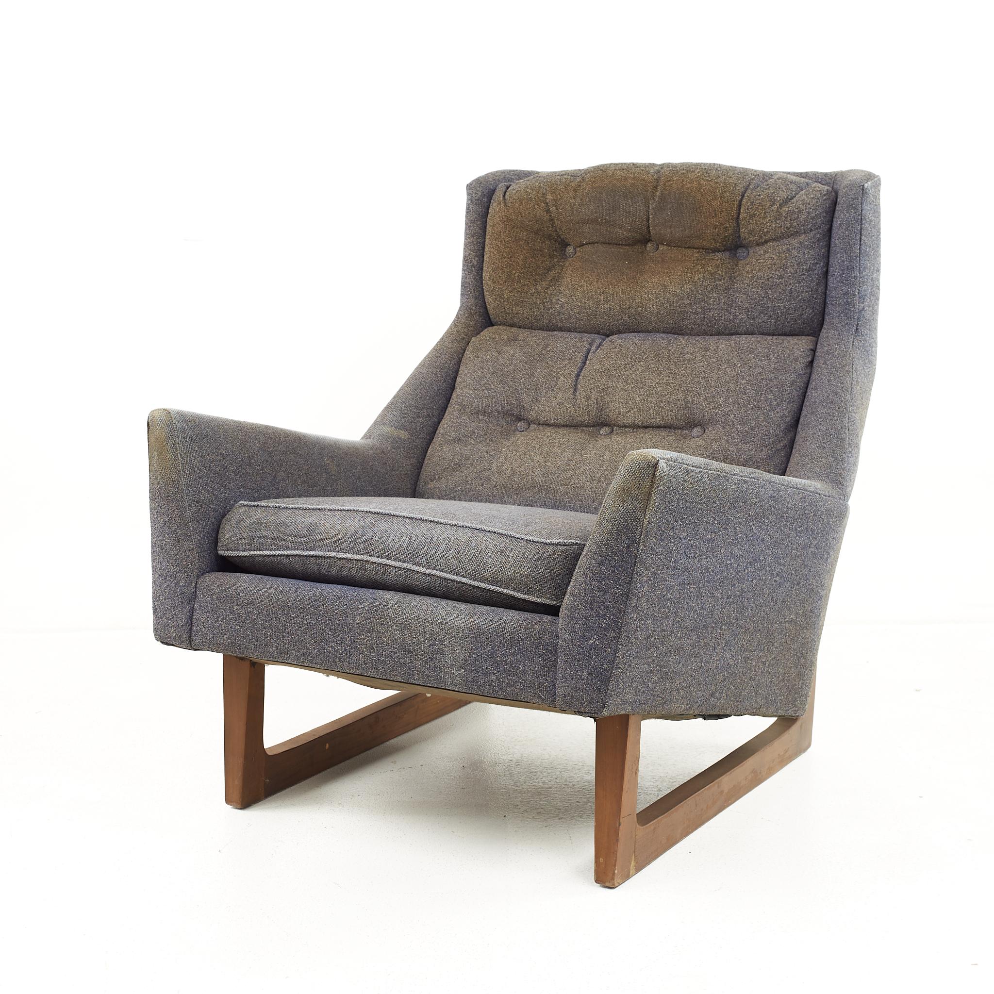 Mid-Century Modern Adrian Pearsall for Craft Associates Style Mid Century Walnut Lounge Chair For Sale