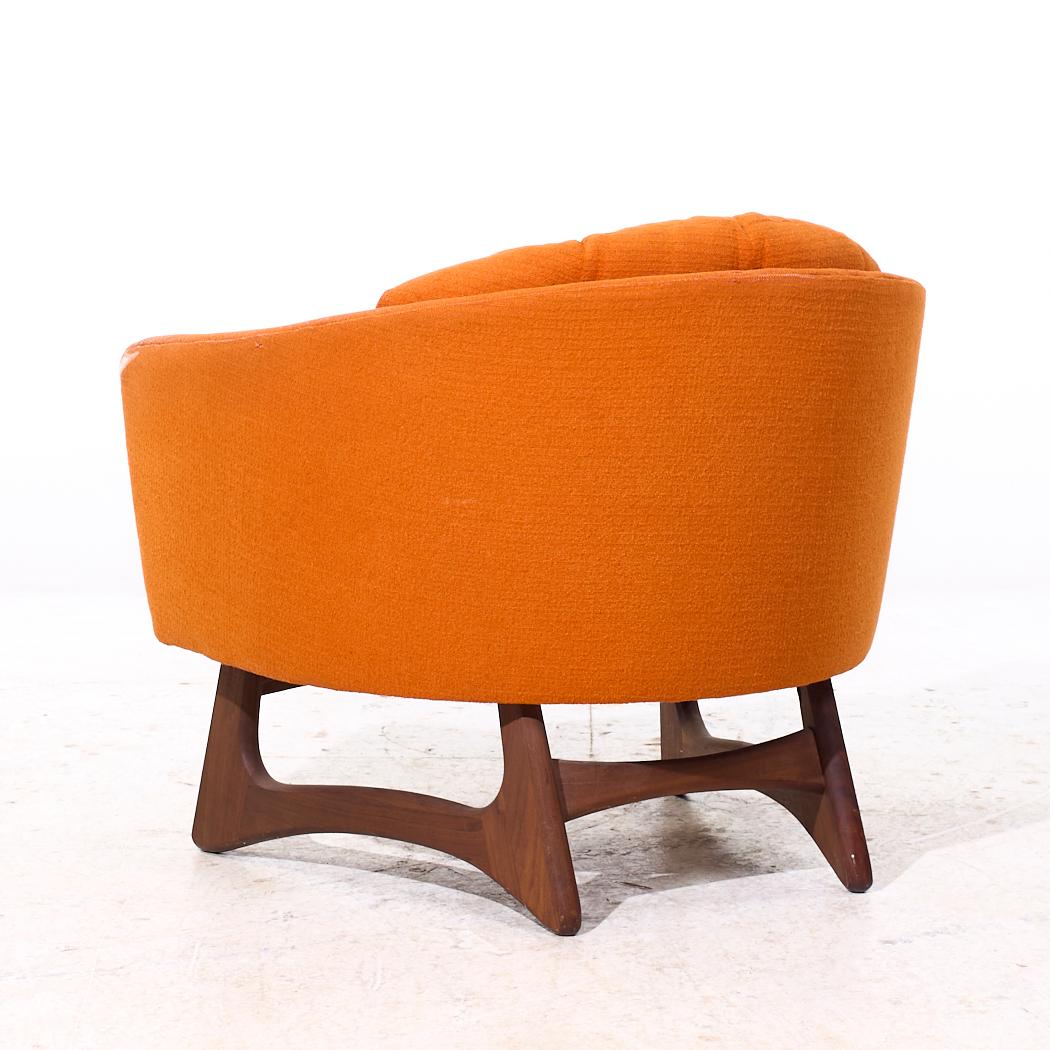 Adrian Pearsall for Craft Associates Mid Century Walnut Lounge Chair Estadounidense en venta