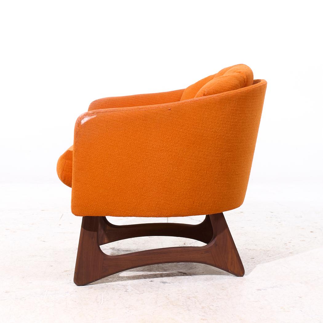 Adrian Pearsall for Craft Associates Mid Century Walnut Lounge Chair en venta 1