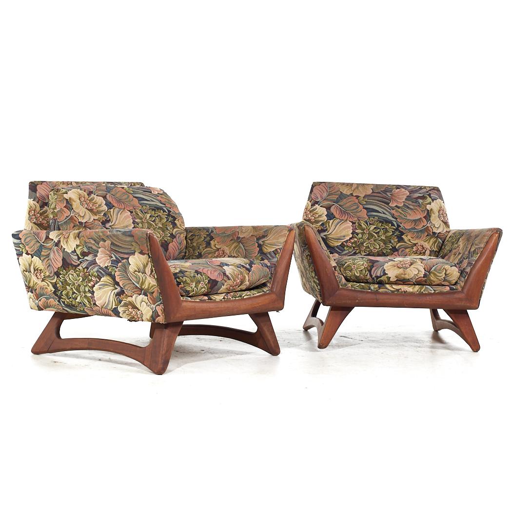 Adrian Pearsall for Craft Associates Mid Century Walnut Lounge Chairs - Pair

Each lounge chair measures: 34 wide x 28.5 deep x 33 high, with a seat height of 16 and arm height/chair clearance 21.5 inches

All pieces of furniture can be had in what