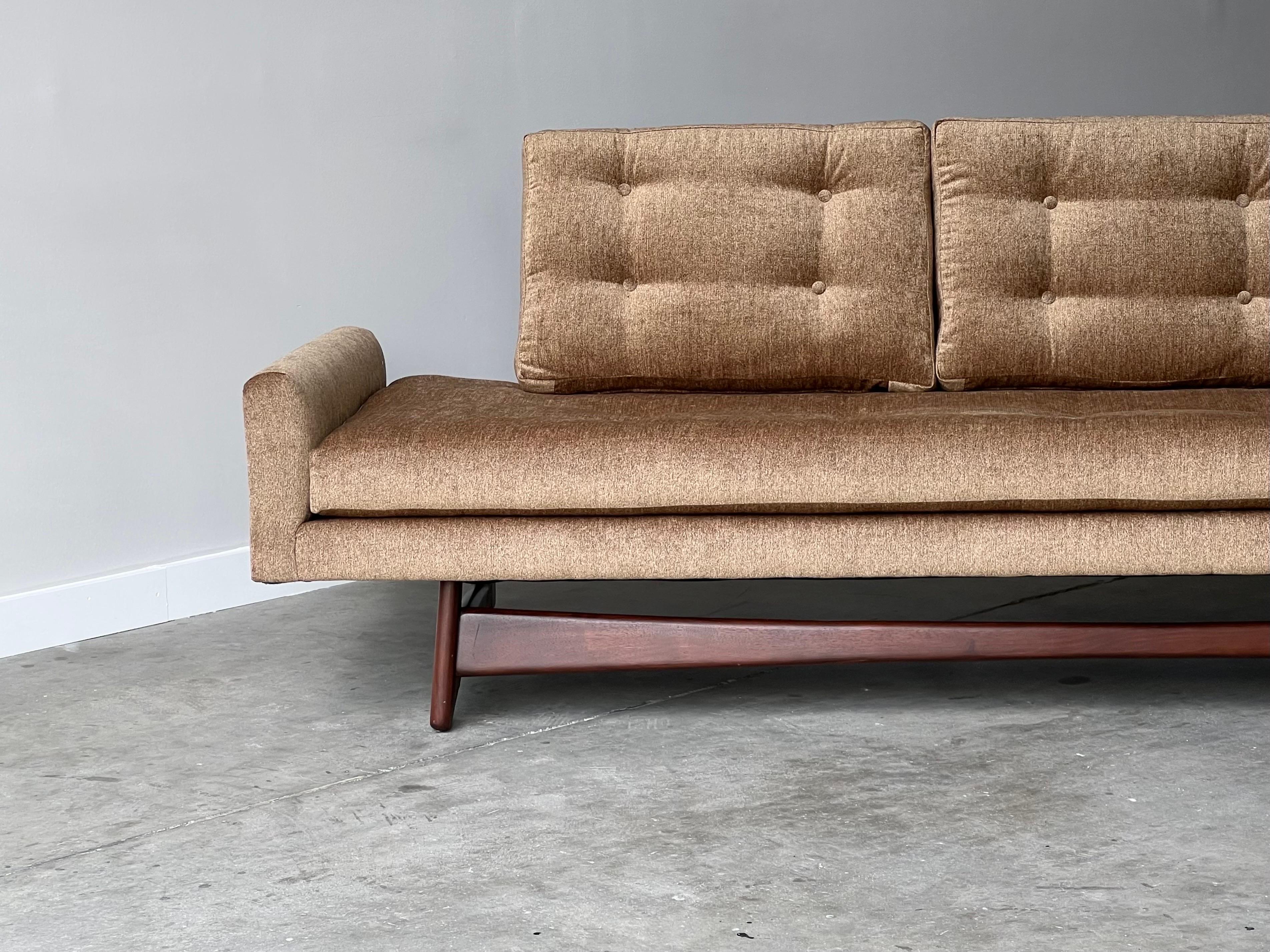 Adrian Pearsall for Craft Associates Model 2408-S Sofa 2