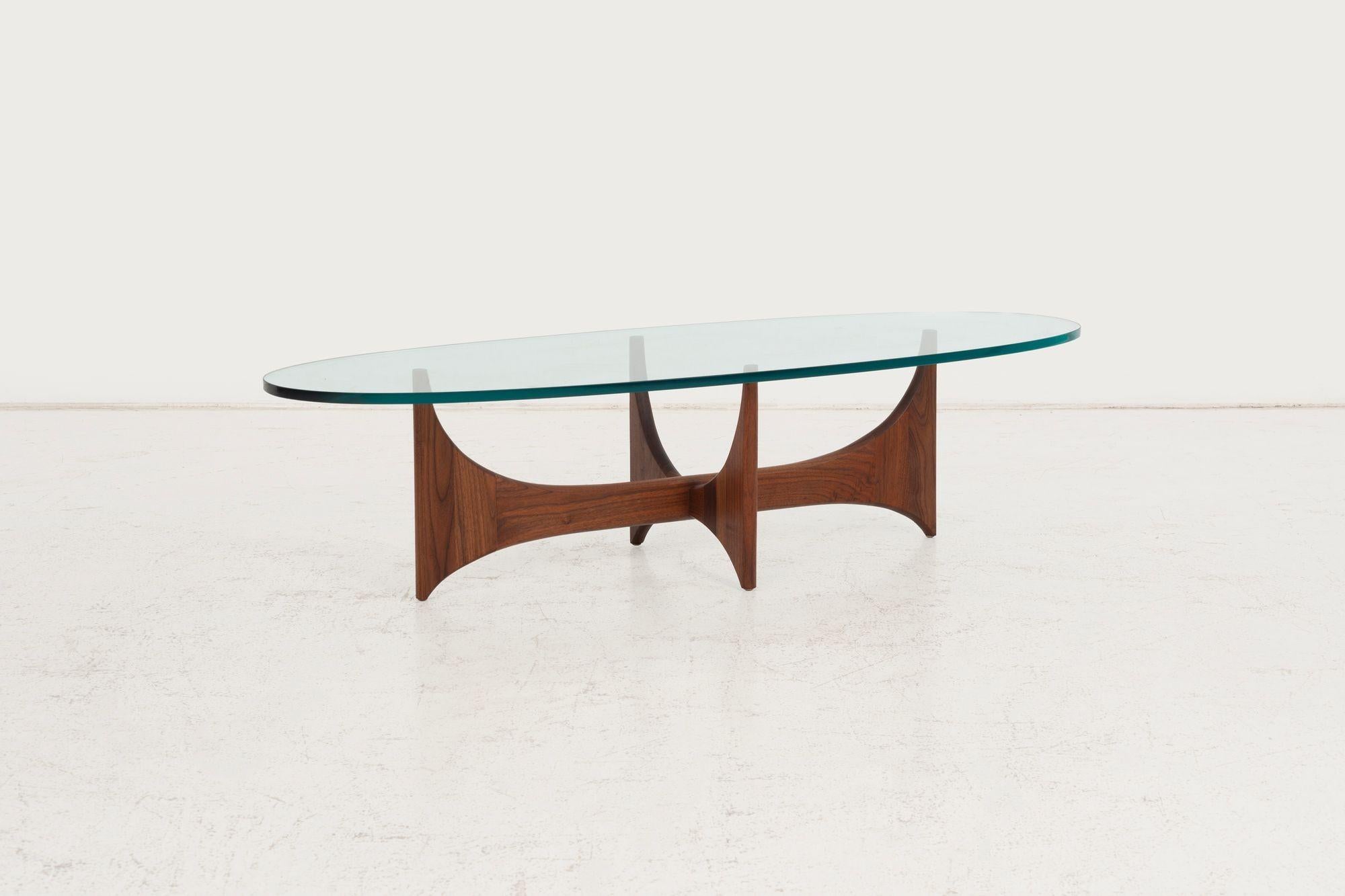 Adrian Pearsall for Craft Associates Oiled Walnut Coffee Table 1965 In Good Condition For Sale In Chicago, IL