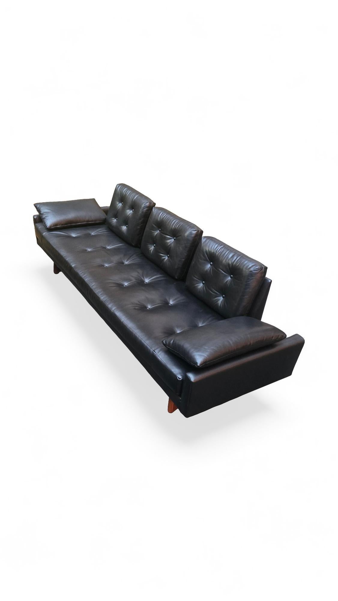 Adrian Pearsall for Craft Associates Sculpted Gondola Sofa For Sale 9