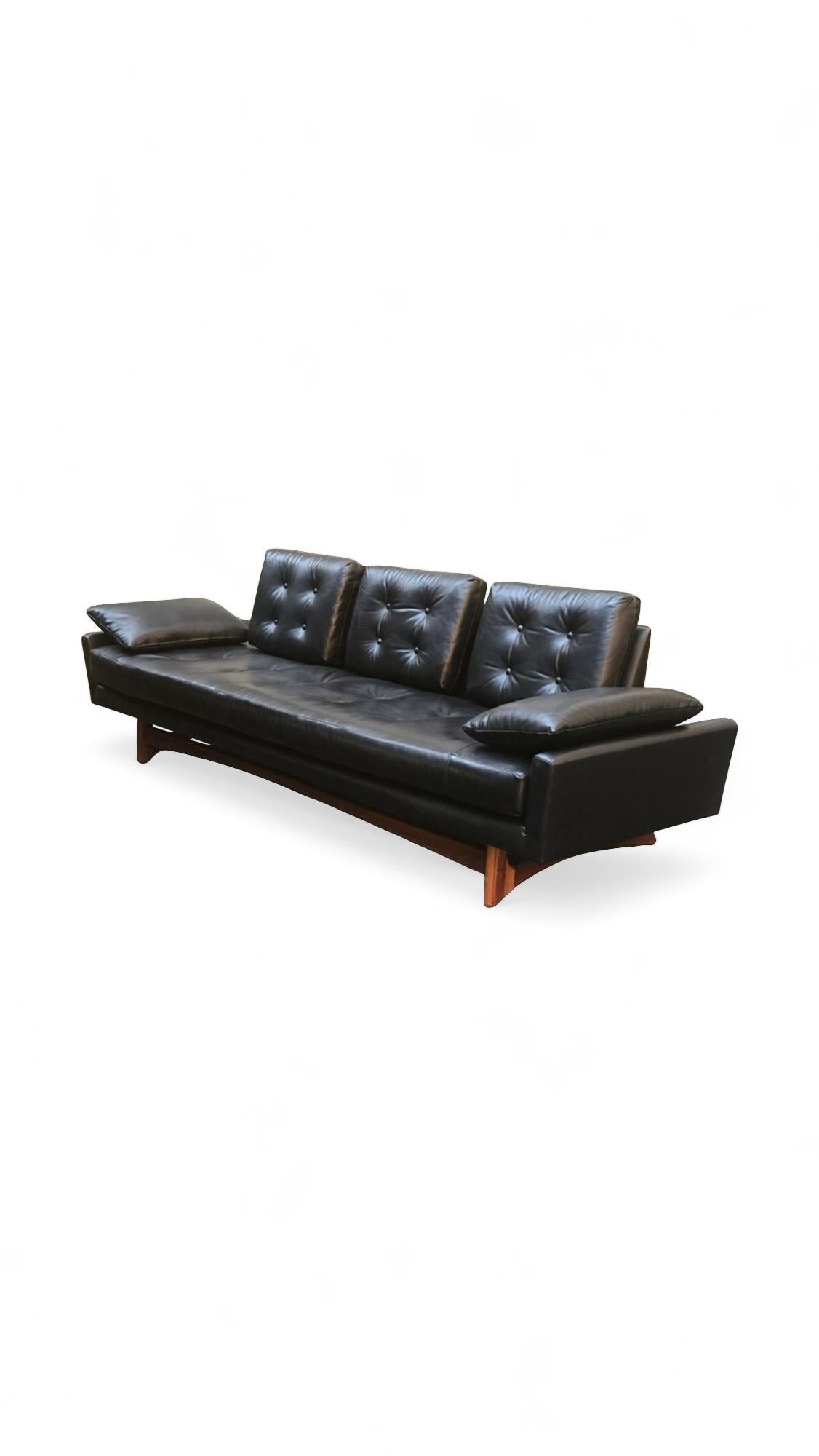 Adrian Pearsall for Craft Associates Sculpted Gondola Sofa For Sale 2