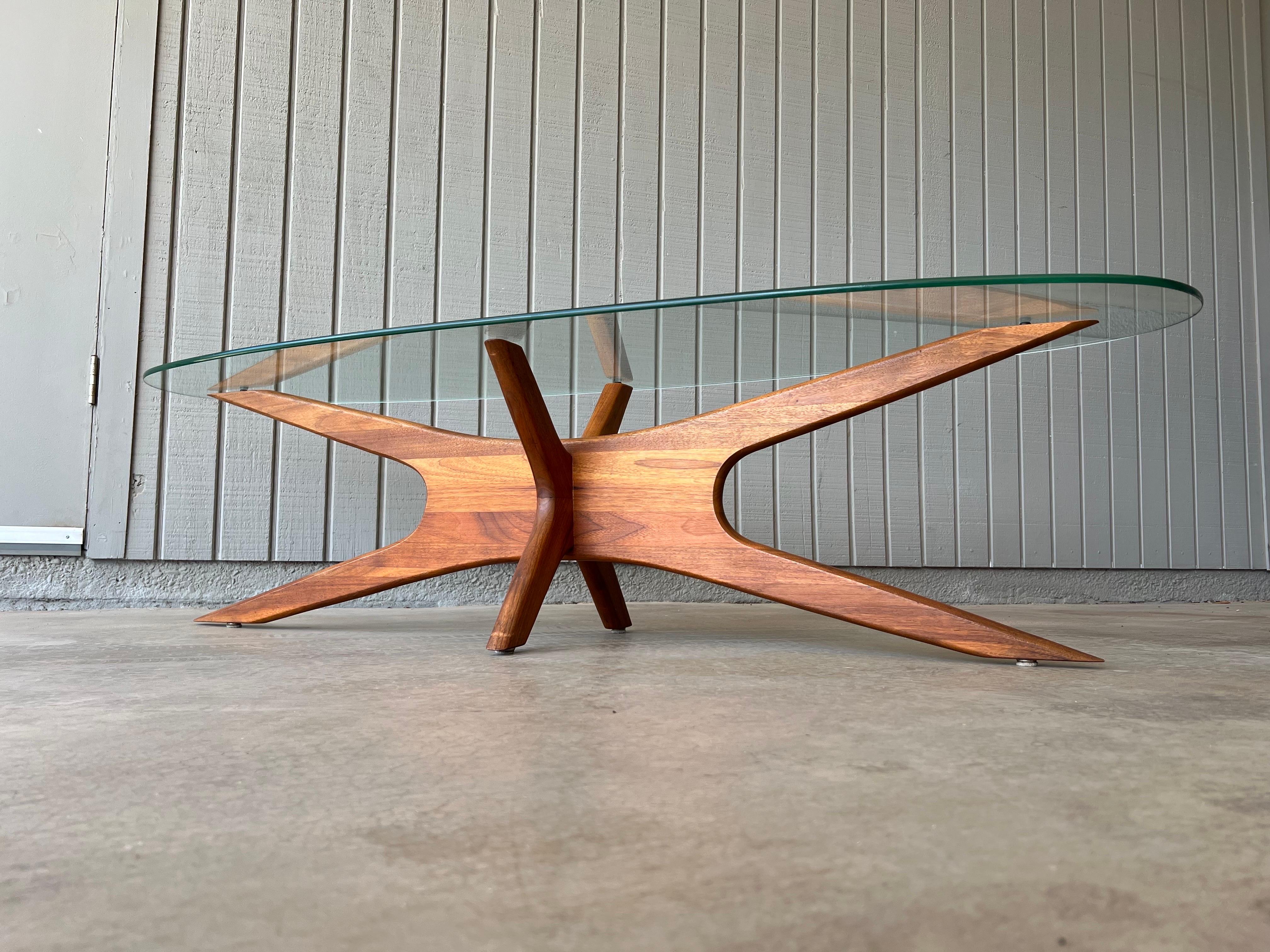 Adrian Pearsall for Craft Associates sculptural walnut and glass coffee table In Good Condition For Sale In Phoenix, AZ
