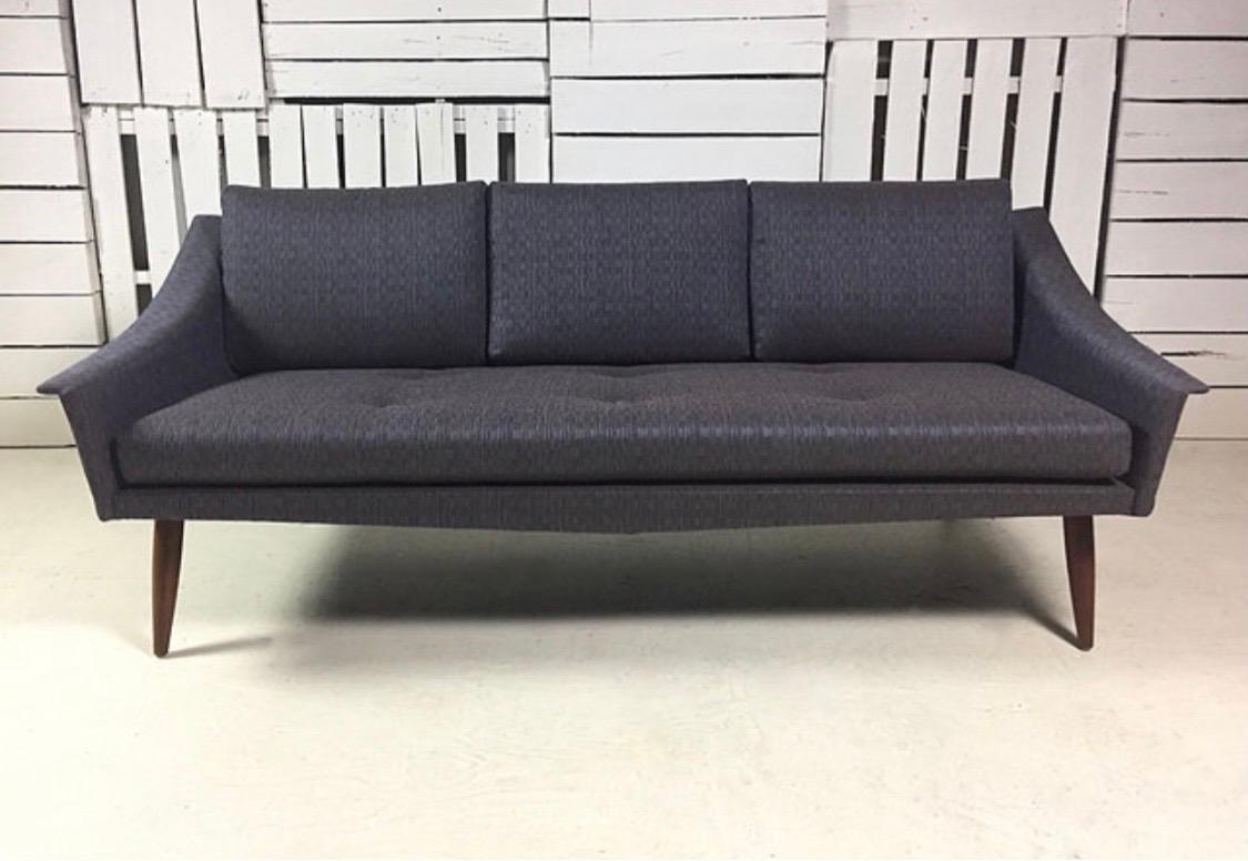 Adrian Pearsall für Craft Associates Sofa, komplett neu ausgestattet, Modell 1636-S (Moderne der Mitte des Jahrhunderts) im Angebot