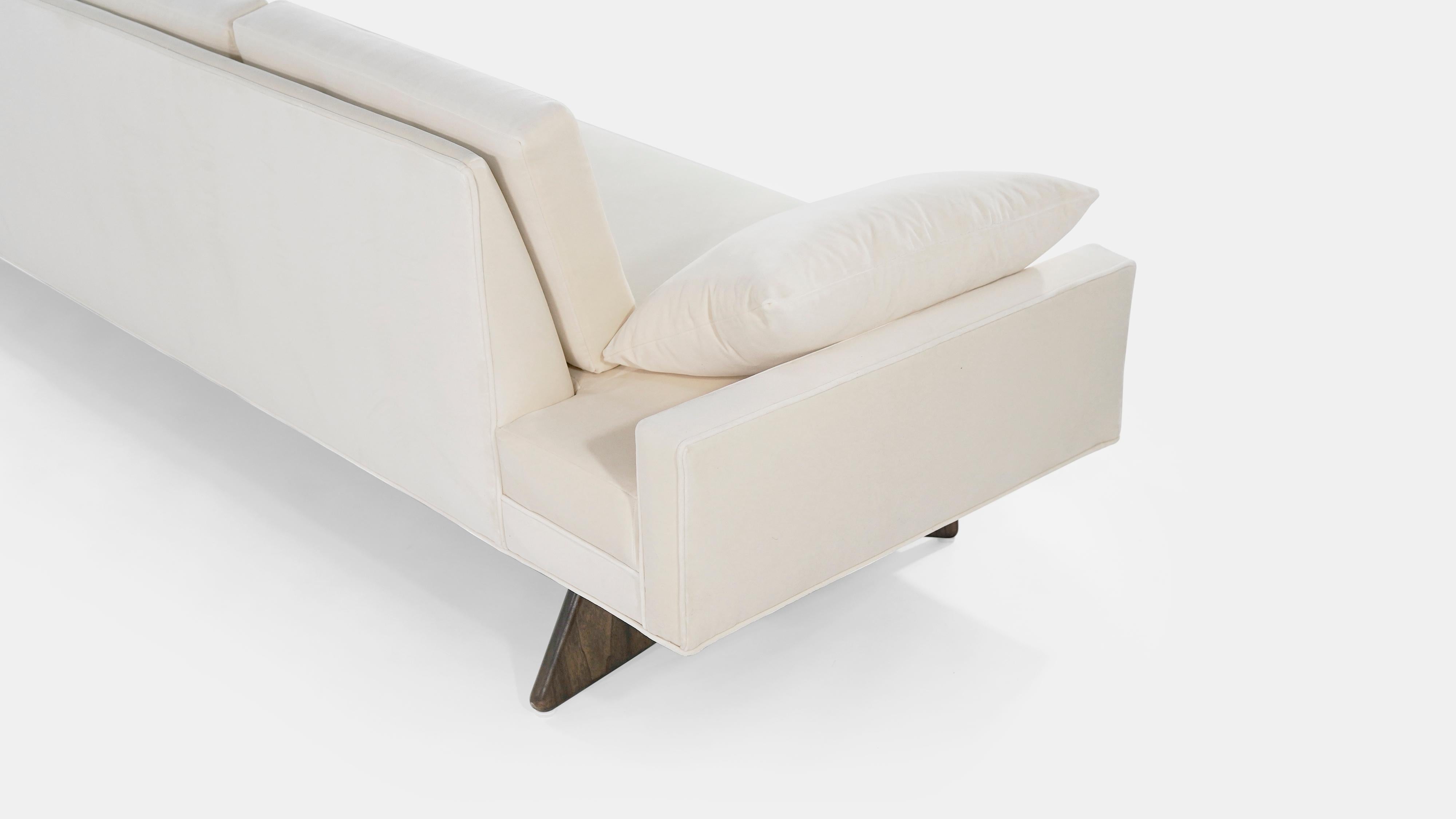 Adrian Pearsall for Craft Associates Gondola Sofa, Model 2408 2