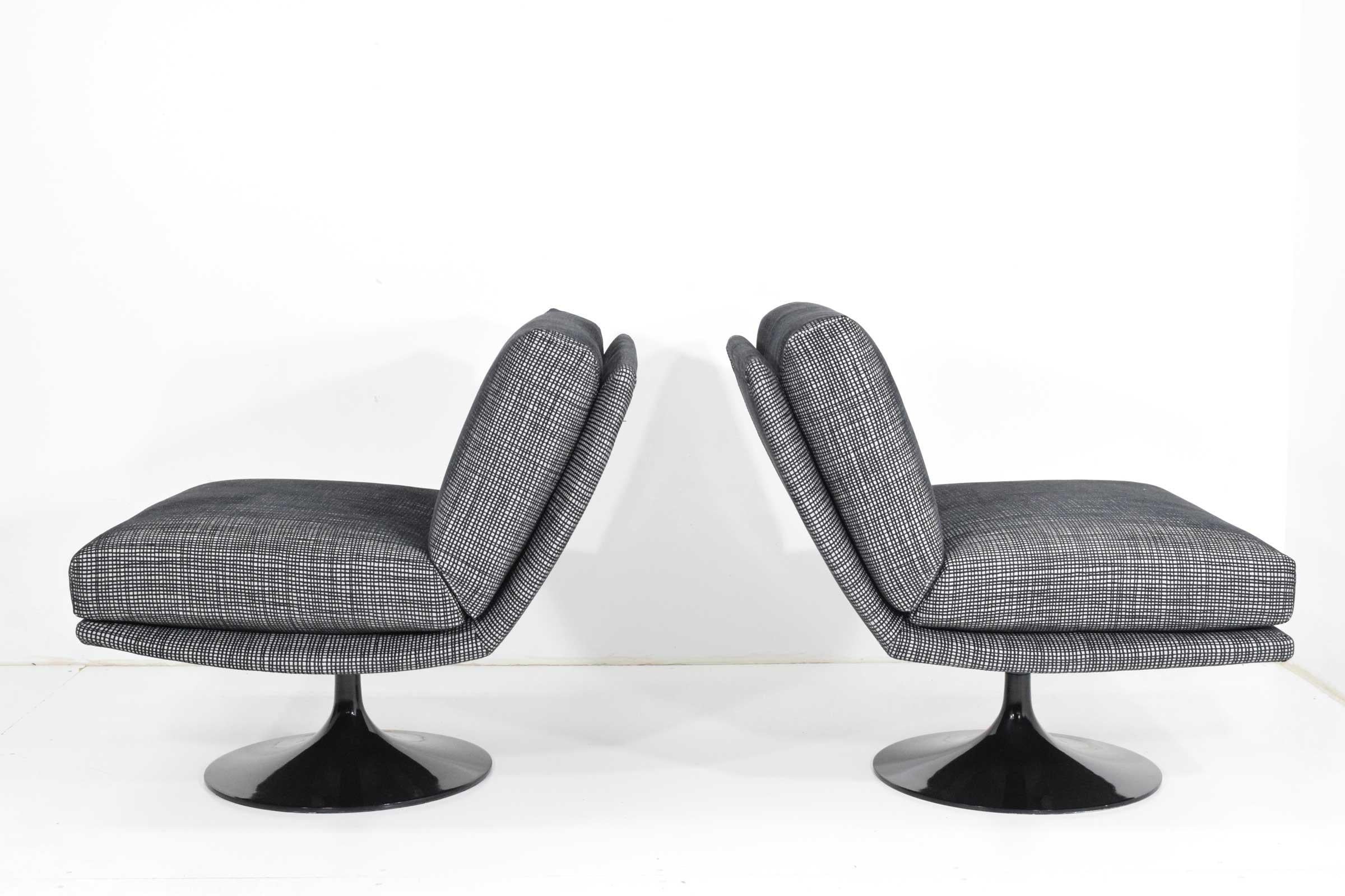 Adrian Pearsall for Craft Associates Swivel Lounge Chairs In Excellent Condition In Dallas, TX
