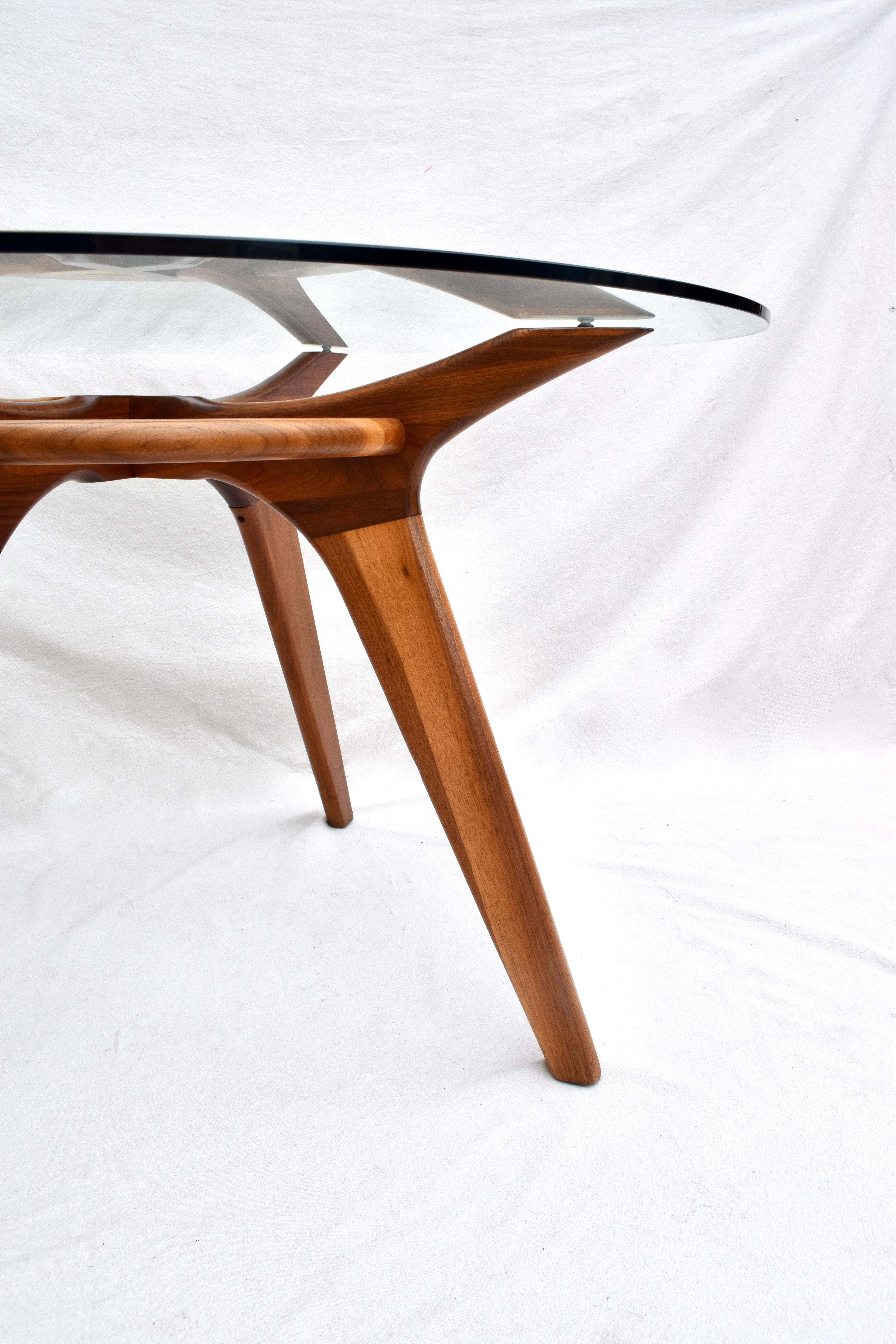 Adrian Pearsall for Craft Associates Walnut Dining Table, 1960s In Excellent Condition In Southampton, NJ