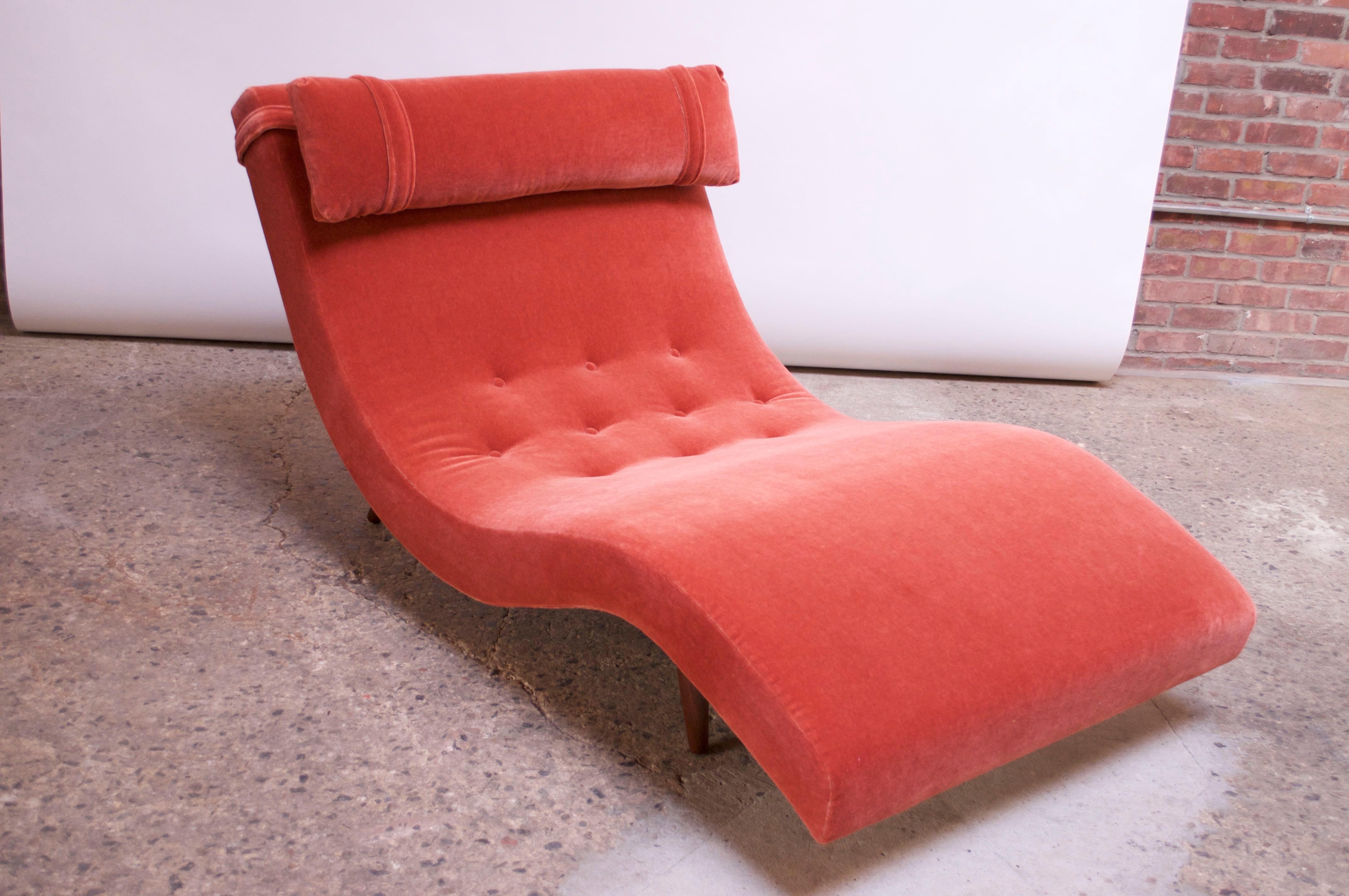 Luxurious, iconic Adrian Pearsall for craft associates (model 2147 CL) shapely récamier or chaise lounge roomy enough to accommodate two people. Recovered in a blood-orange or coral mohair with new foam. The decorative pillow attaches to the back