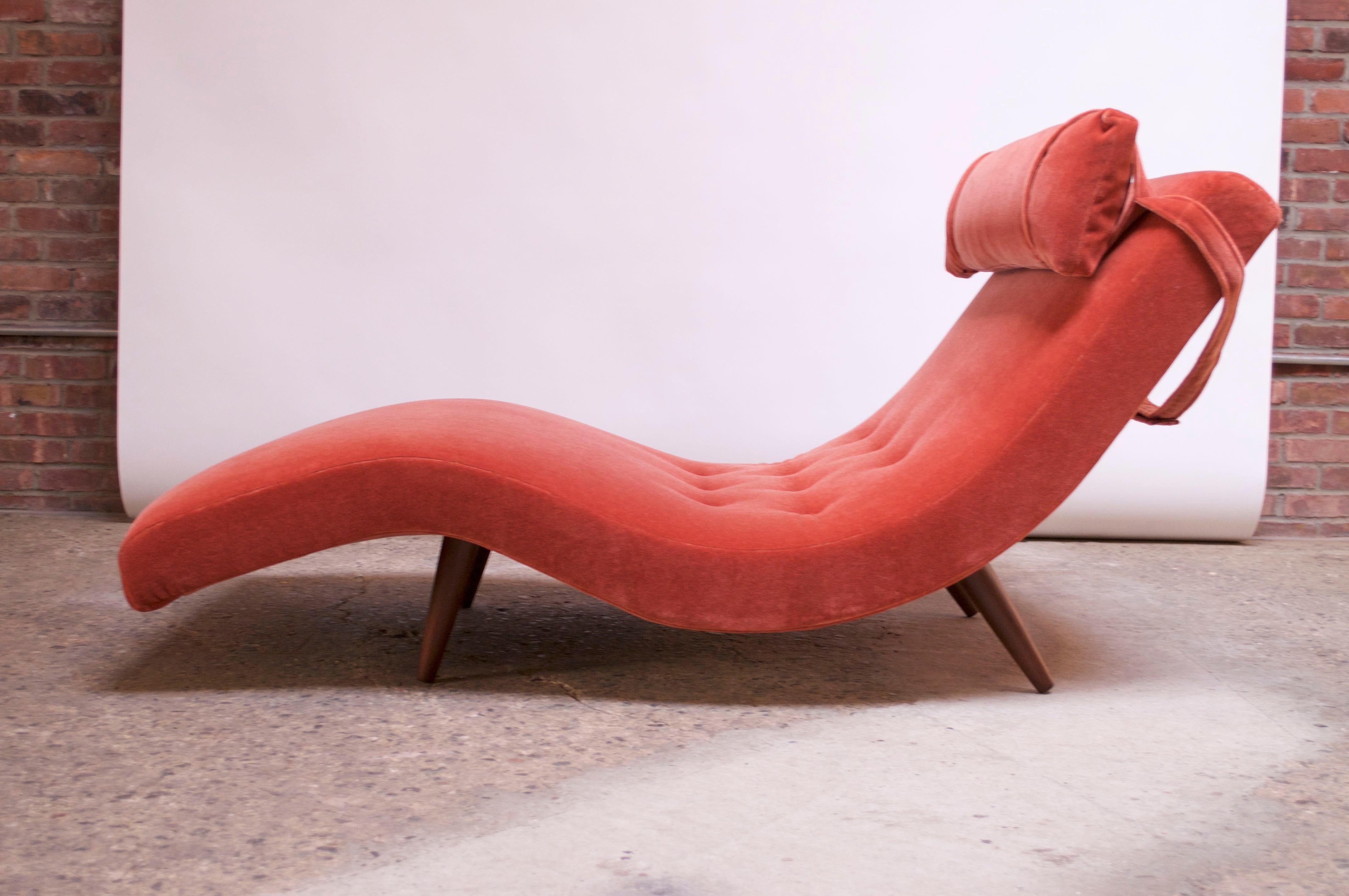 American Adrian Pearsall for Craft Associates 'Wave' Chaise Lounge in Coral Mohair
