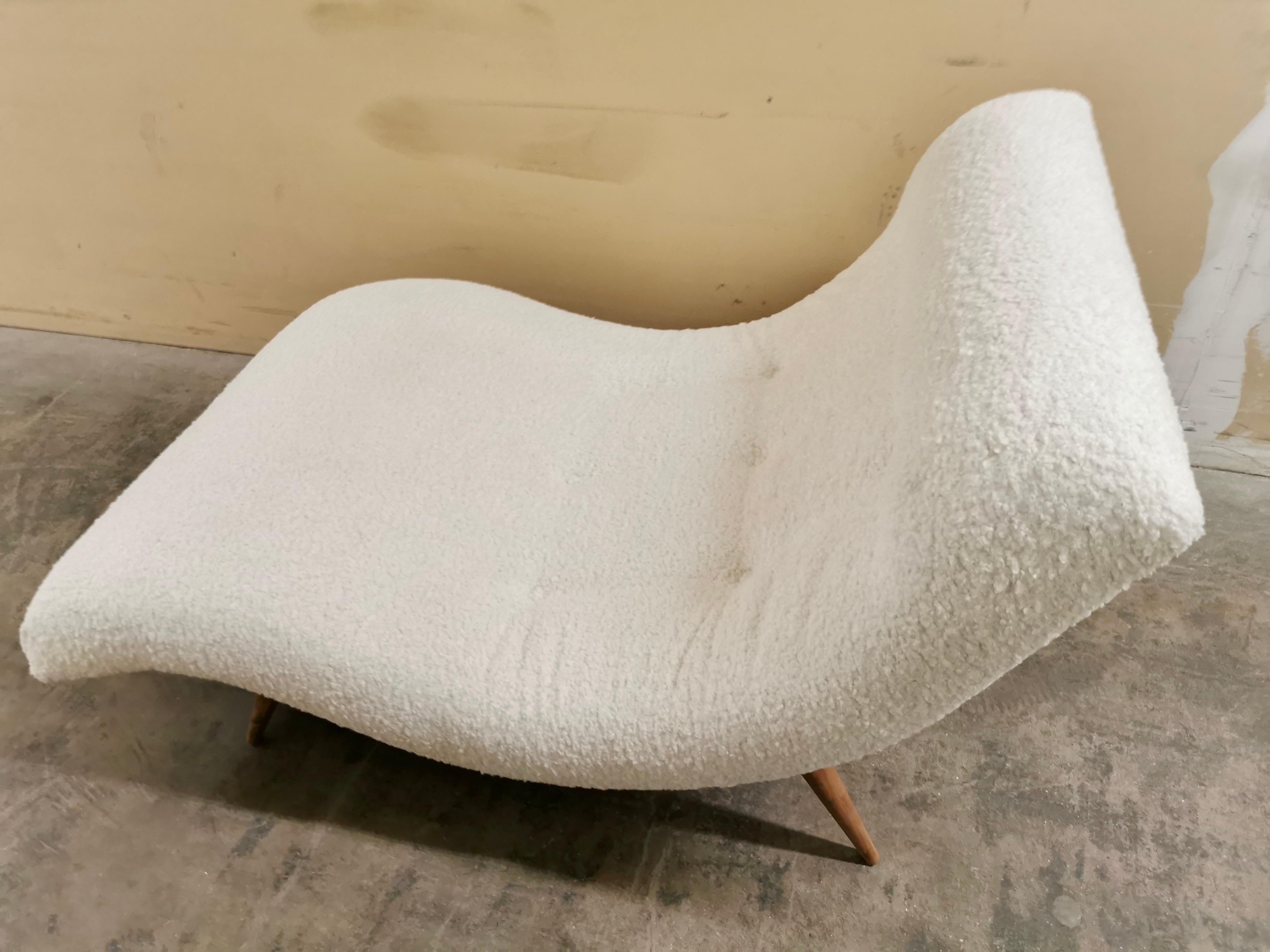 Adrian Pearsall for Craft Associates Wave Chaise w/ New Boucle Shearling Fabric In Good Condition In West Hartford, CT