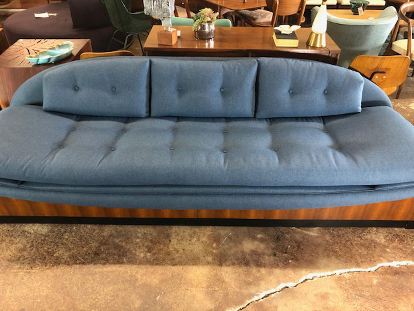 Superb gondola sofa by Adrian Pearsall. Newly reupholstered. Walnut side tables and base. Super stylish. Excellent condition, circa 1960s.