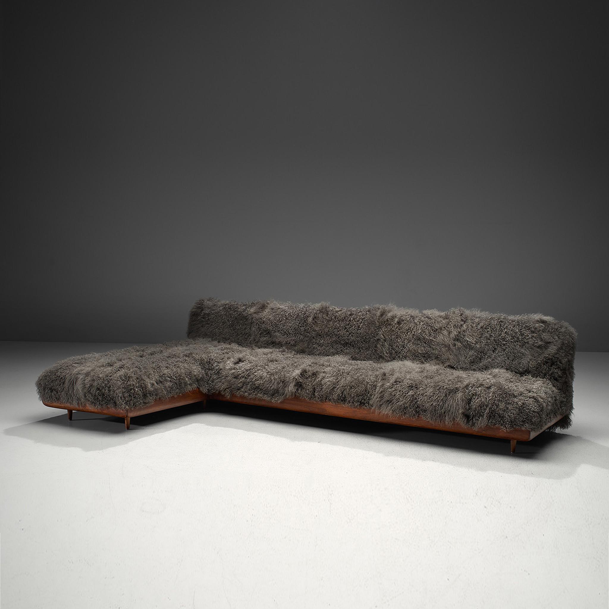 Adrian Pearsall Grand Boomerang Sofa in Tibetan Wool In Good Condition In Waalwijk, NL