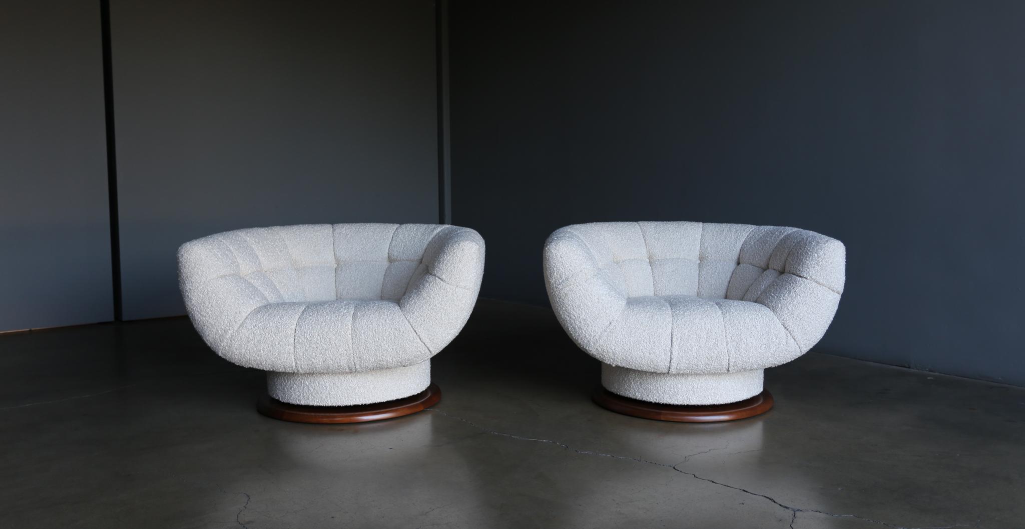 Adrian Pearsall Large Scale Swivel Lounge Chairs for Craft Associates, 1977 5