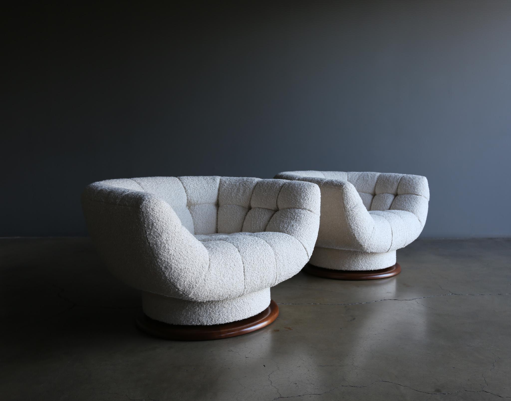 Mid-Century Modern Adrian Pearsall Large Scale Swivel Lounge Chairs for Craft Associates, 1977