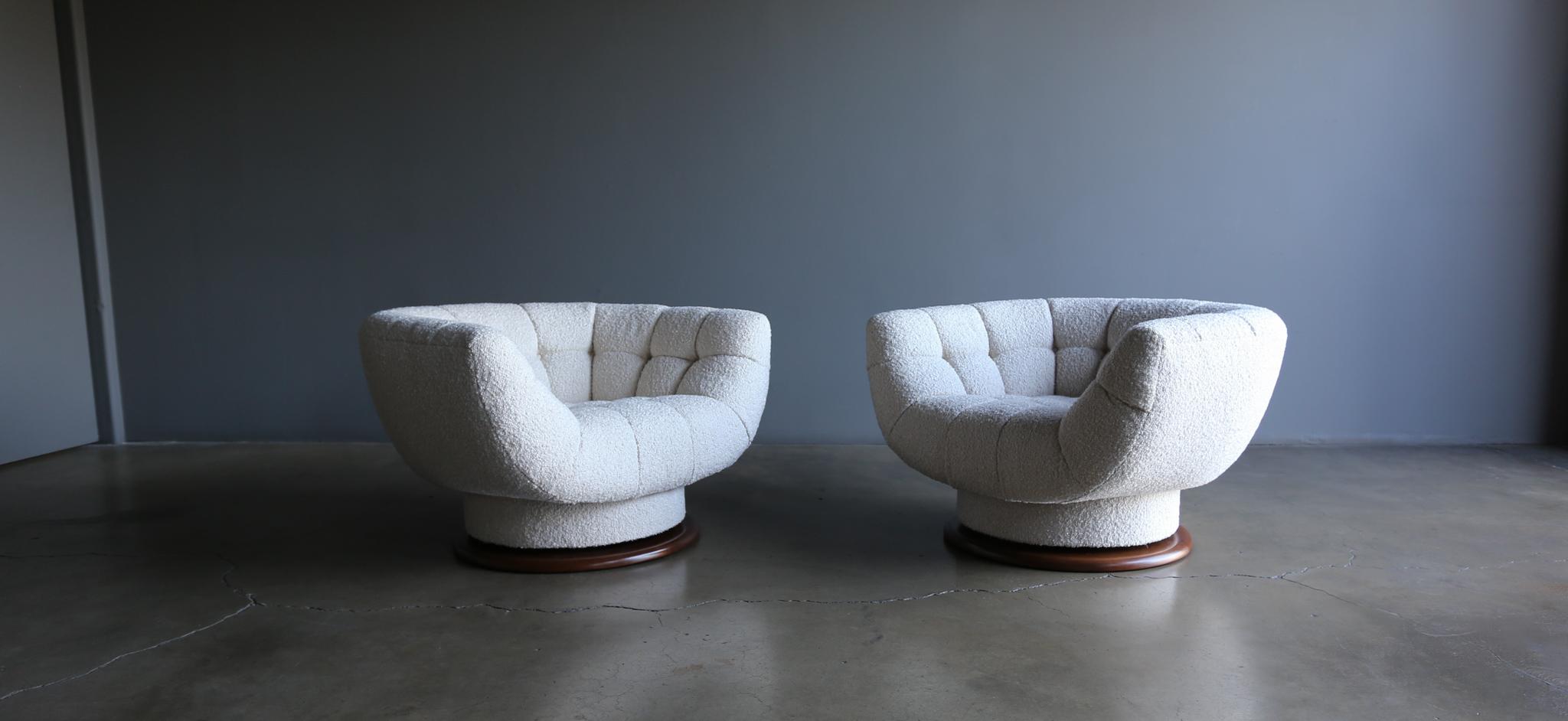 American Adrian Pearsall Large Scale Swivel Lounge Chairs for Craft Associates, 1977