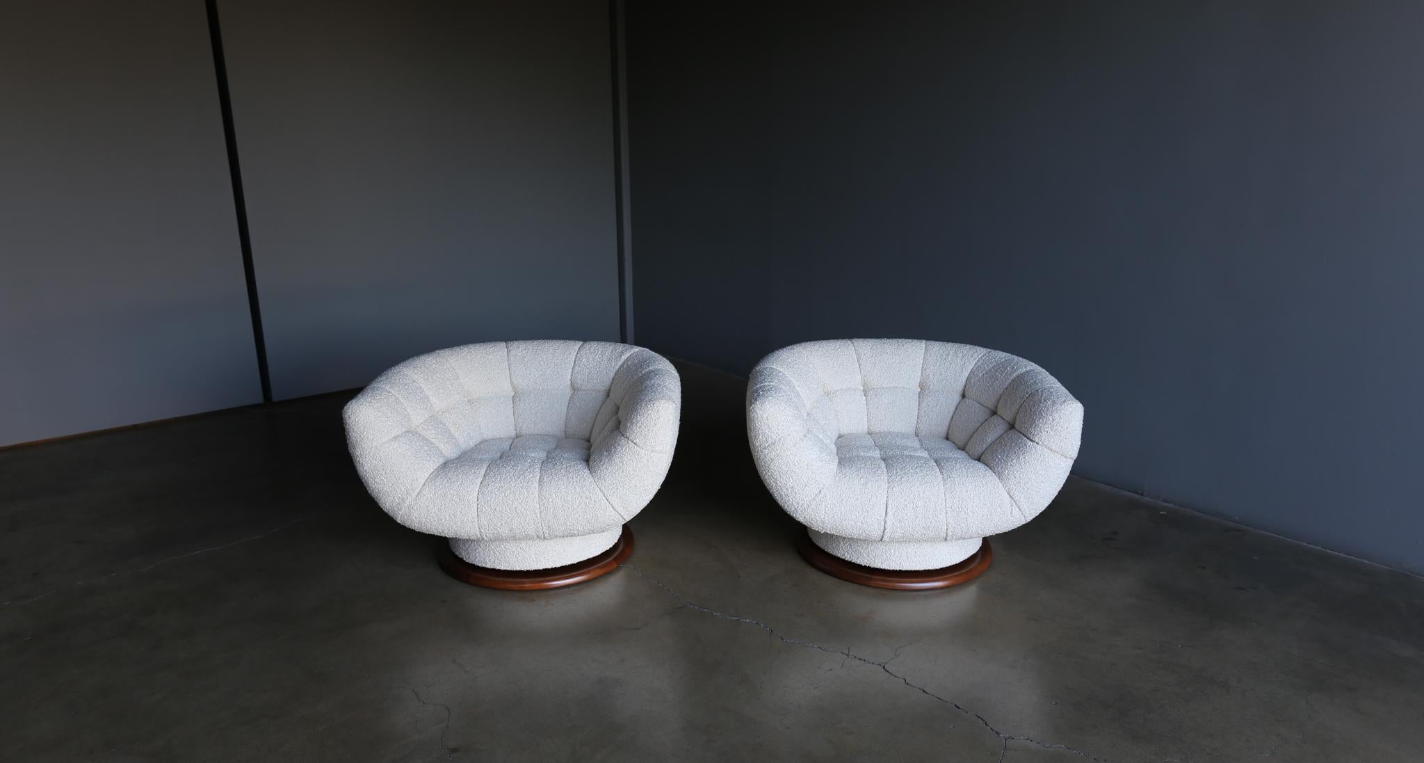 Adrian Pearsall Large Scale Swivel Lounge Chairs for Craft Associates, 1977 1