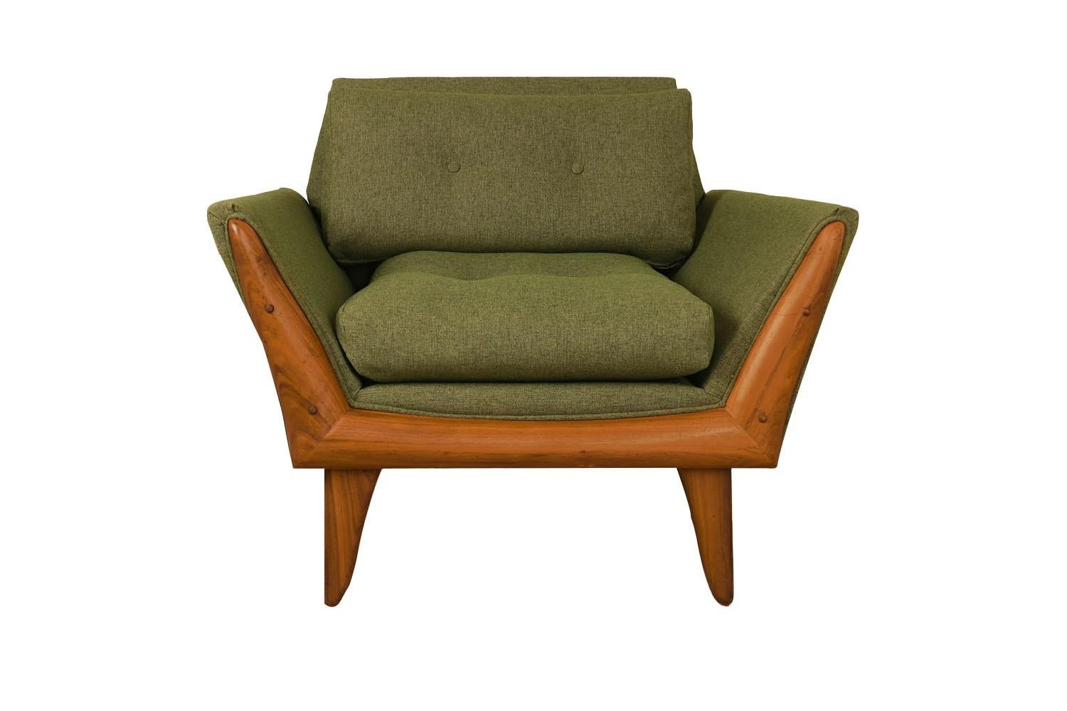 Mid-century modern stunning, beautiful, high quality walnut framed lounge chair model 2406-C, designed by Adrian Pearsall for Craft Associates.  In new upholstery fabric and high-density foam. An exceptional chair both for its form and quality, it