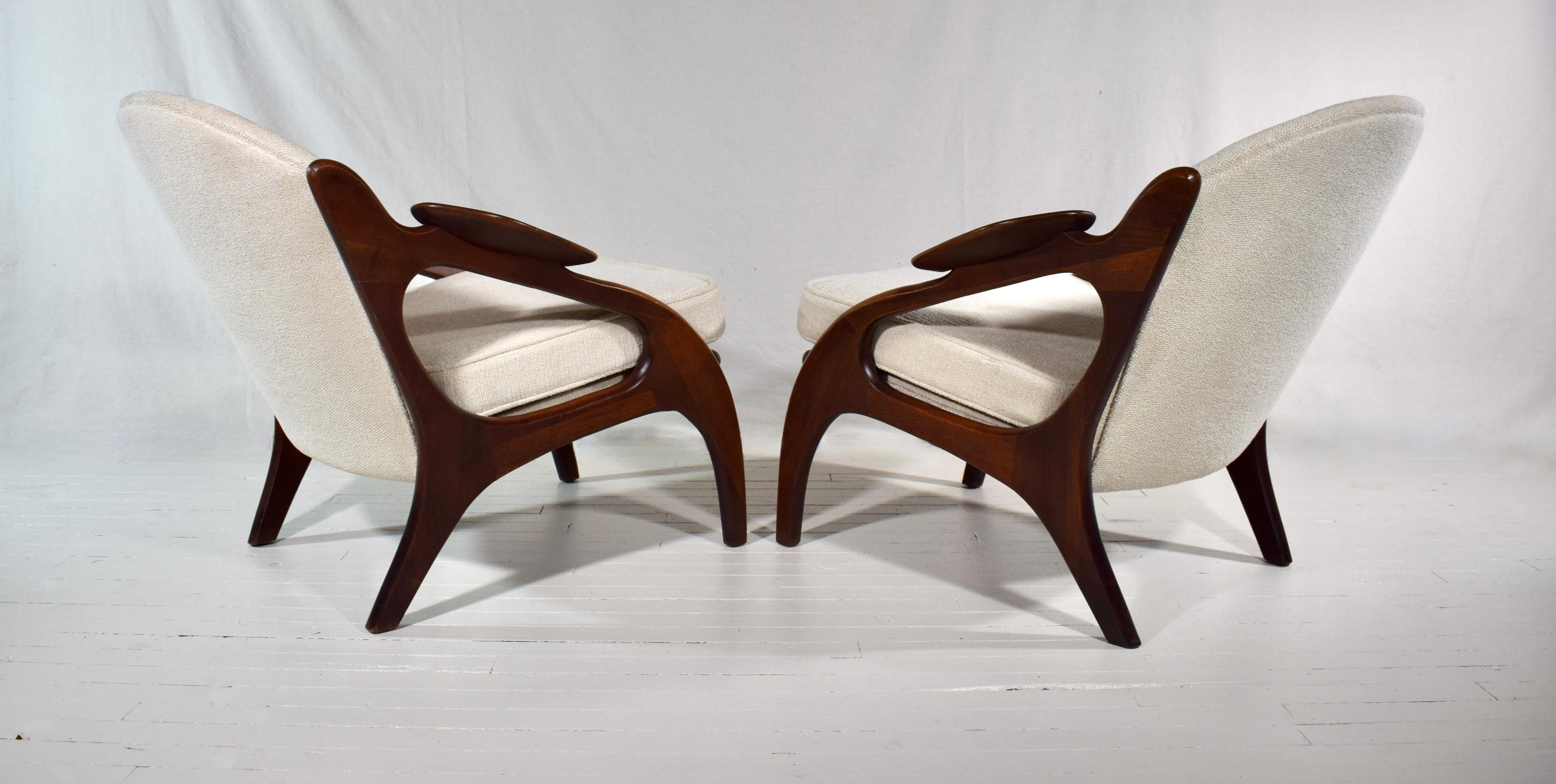 Adrian Pearsall Mid Century 2249-C Walnut Lounge Chairs - Pair For Sale 1