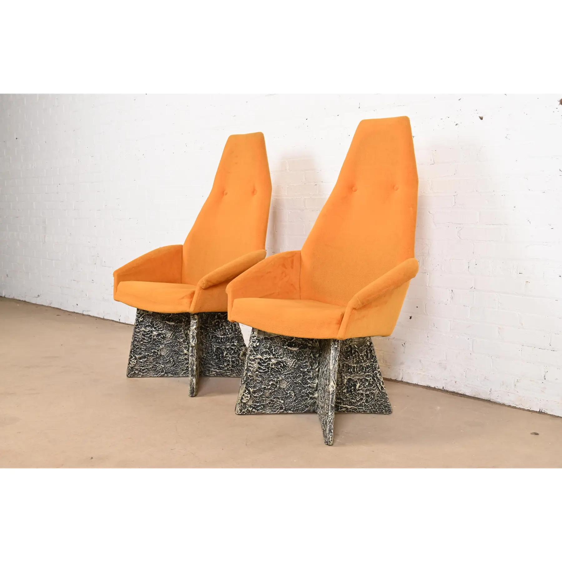 A rare and outstanding pair of Mid-Century Modern Brutalist high back lounge chairs, club chairs, or armchairs

By Adrian Pearsall

USA, 1960s

Textured bronze-gilded resin bases, with original orange upholstery.

Measures 27.75