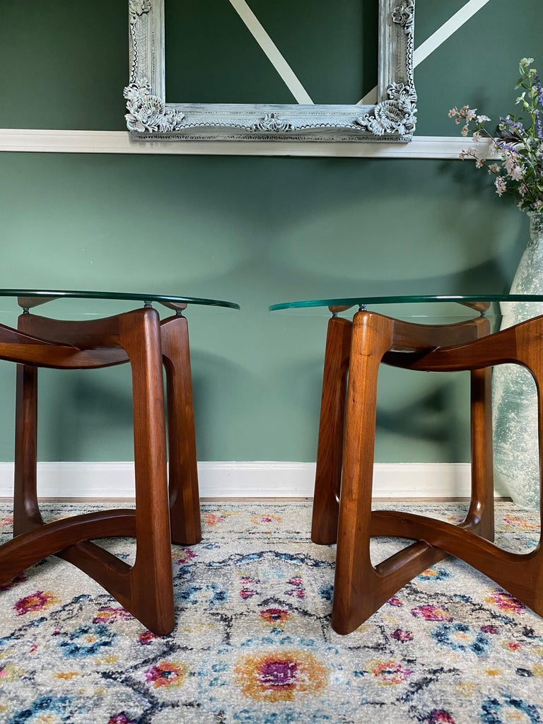 Adrian Pearsall Mid-Century Modern Sculptural Walnut Glass End Tables In Good Condition For Sale In Medina, OH