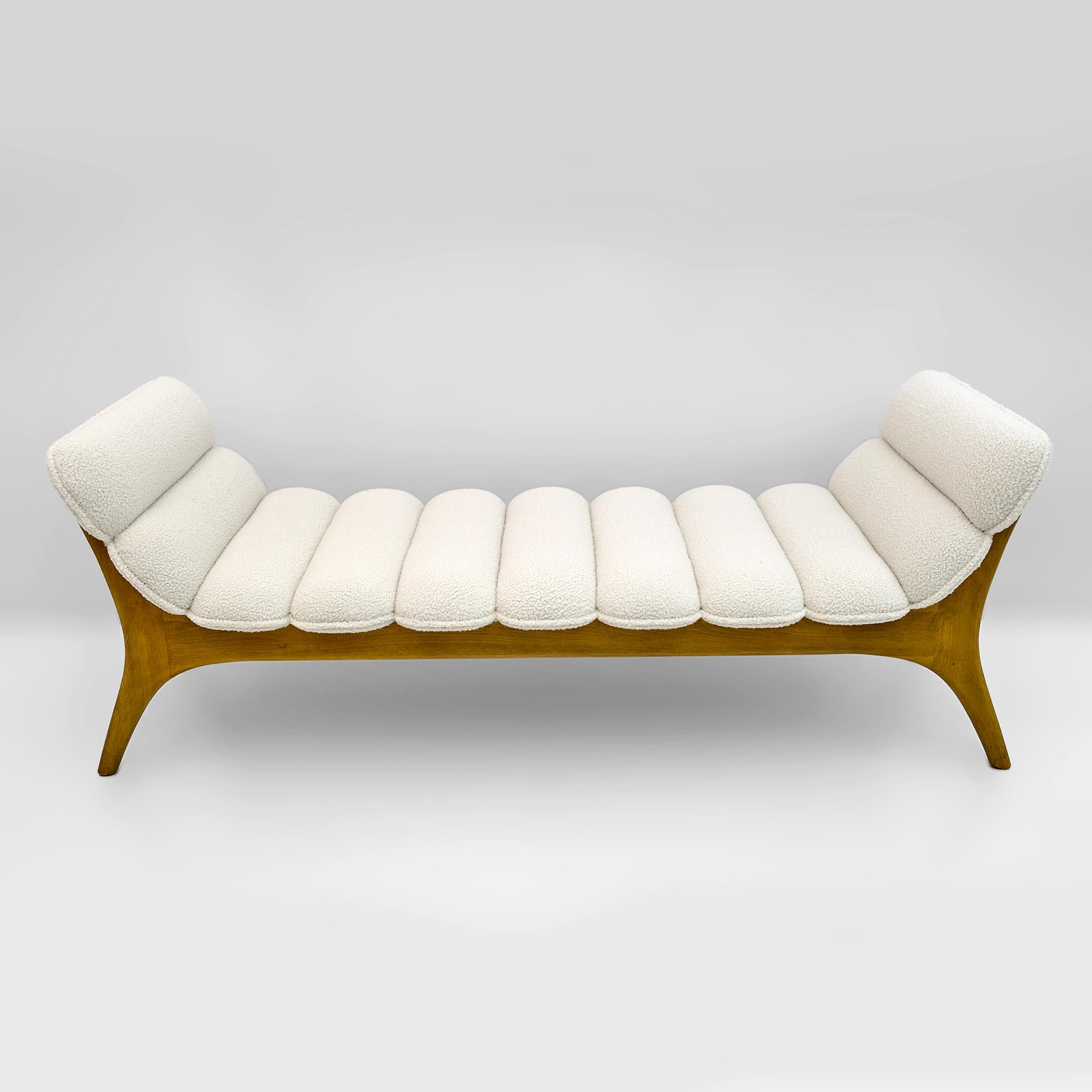 Chaise longue de nogal Adrian Pearsall, moderno de mediados de siglo, de Craft Associates Estadounidense en venta