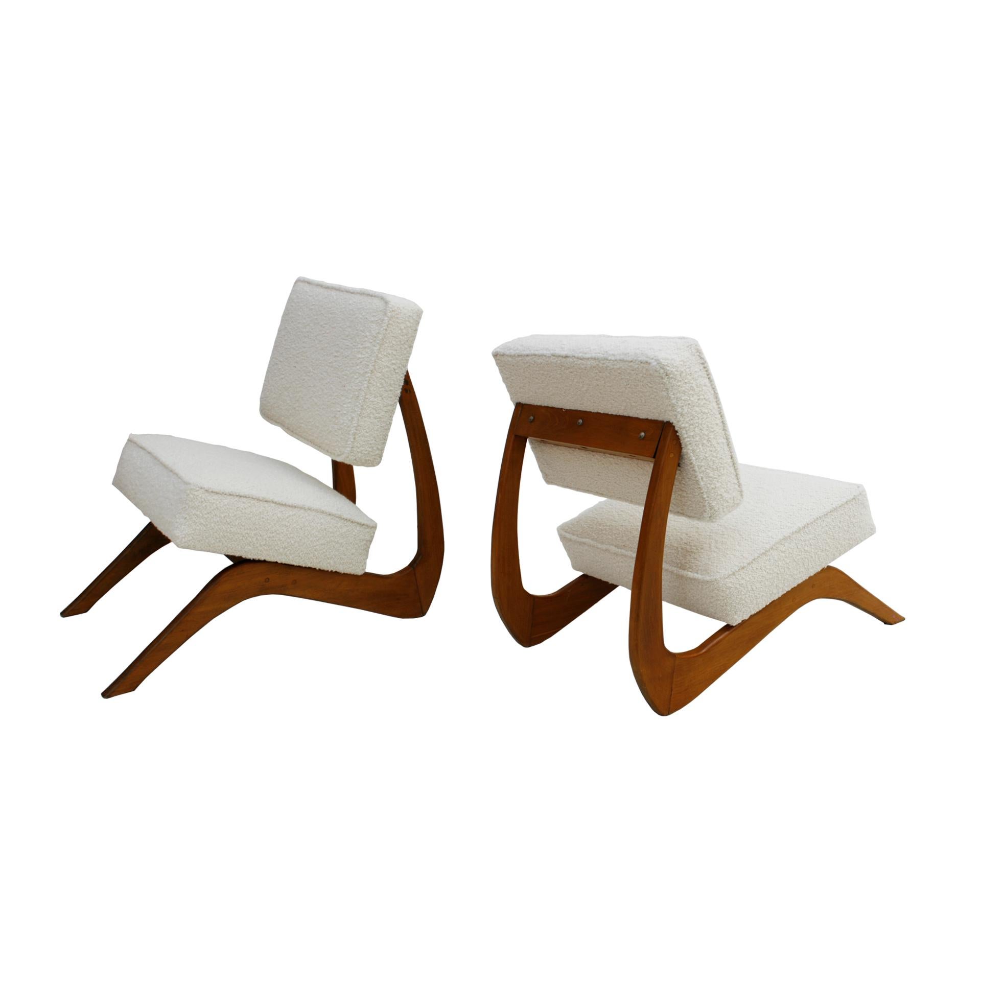 Adrian Pearsall Mid-Century Modern Walnut Pair of American Lounge Chairs In Good Condition In Madrid, ES