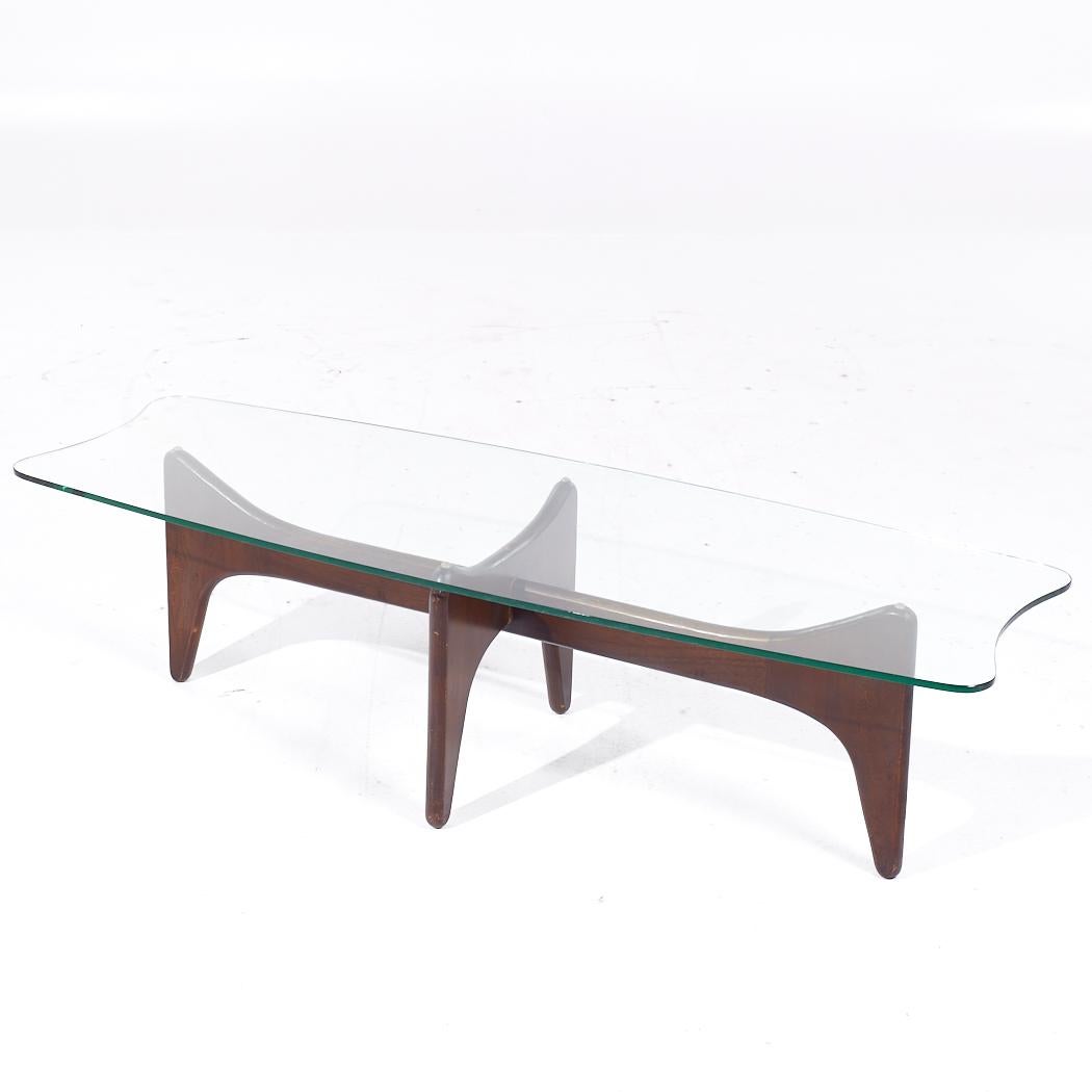 Fin du 20e siècle Table basse en noyer et verre Stingray du milieu du siècle Adrian Pearsall en vente