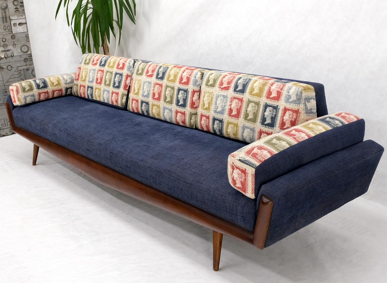 Adrian Pearsall Mid-Century Walnut Frame Stamps Theme Upholstery Gondola Sofa In Good Condition For Sale In Rockaway, NJ