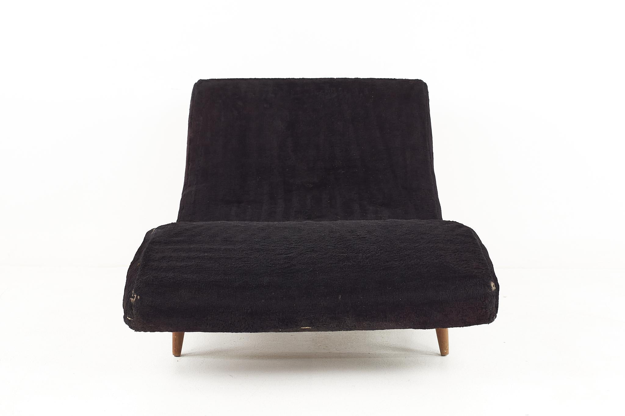 Adrian Pearsall mid century wave chaise lounge chair

The chair measures: 38 wide x 52 deep x 30 high, with a seat height of 10 inches

All pieces of furniture can be had in what we call restored vintage condition. That means the piece is