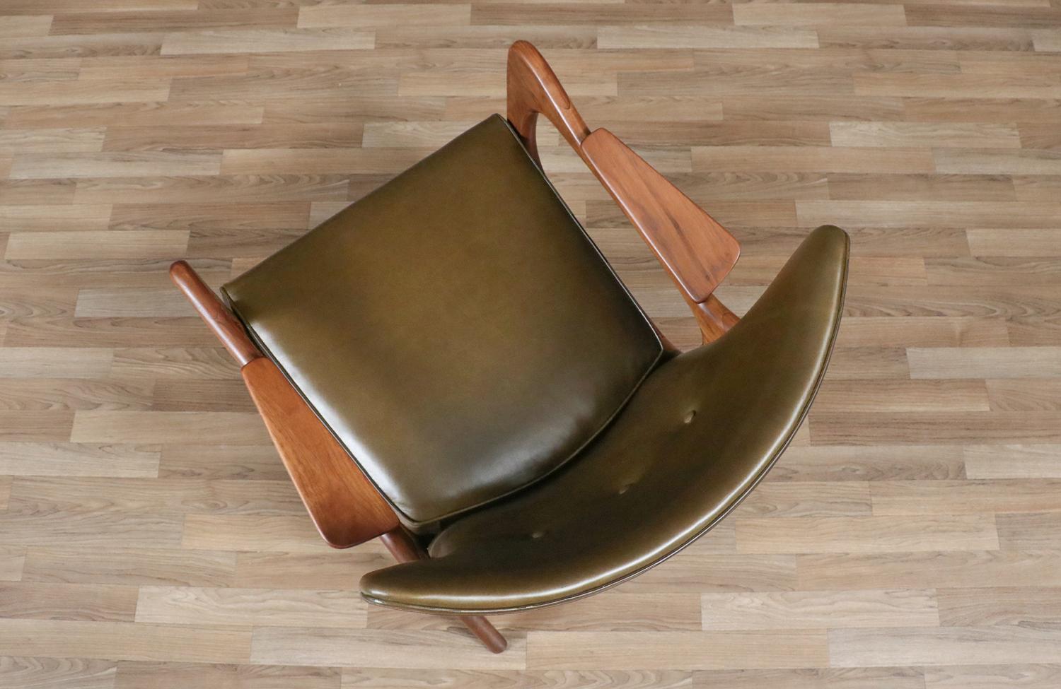 Adrian Pearsall Model 2291-C Leather Wingback Chairs for Craft Associates For Sale 5