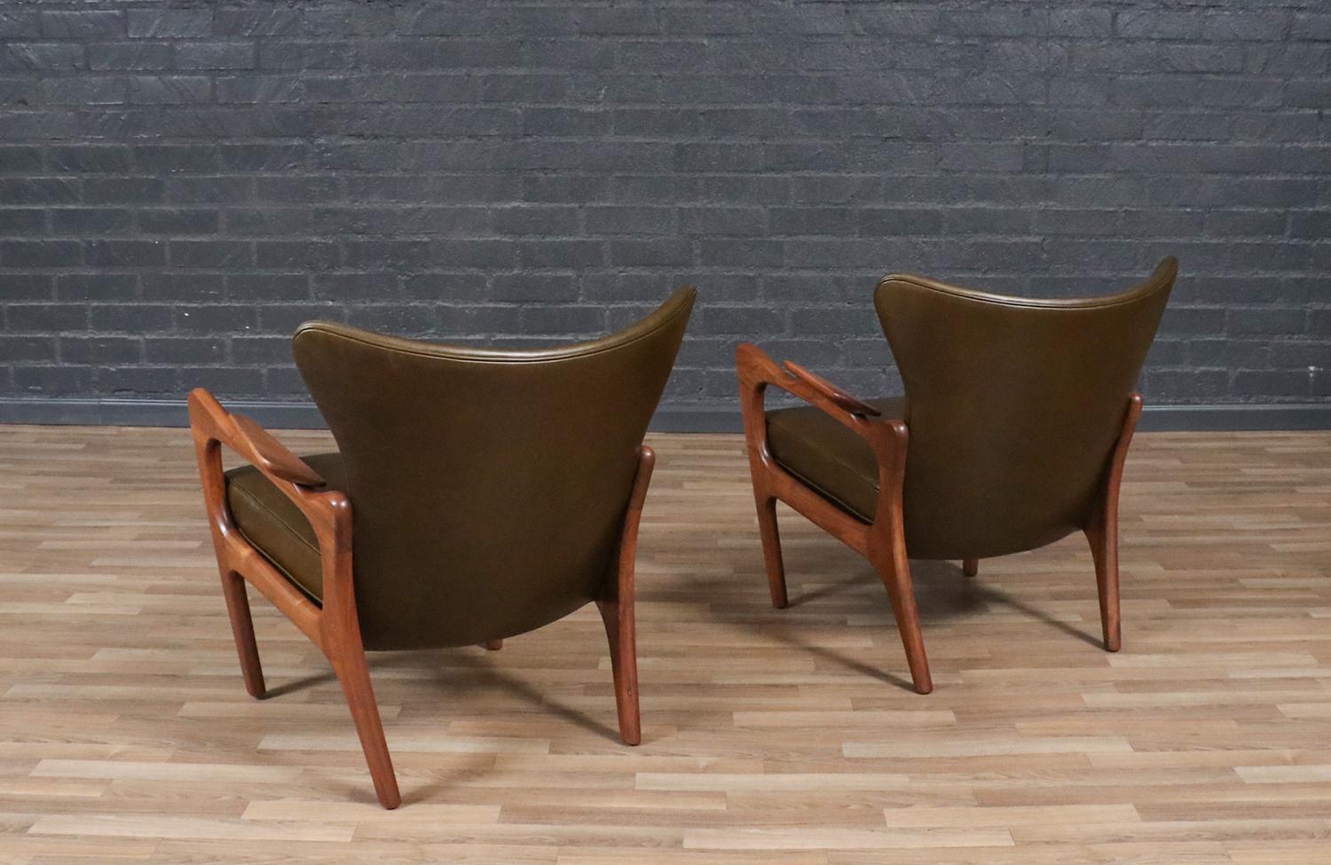 American Adrian Pearsall Model 2291-C Leather Wingback Chairs for Craft Associates For Sale
