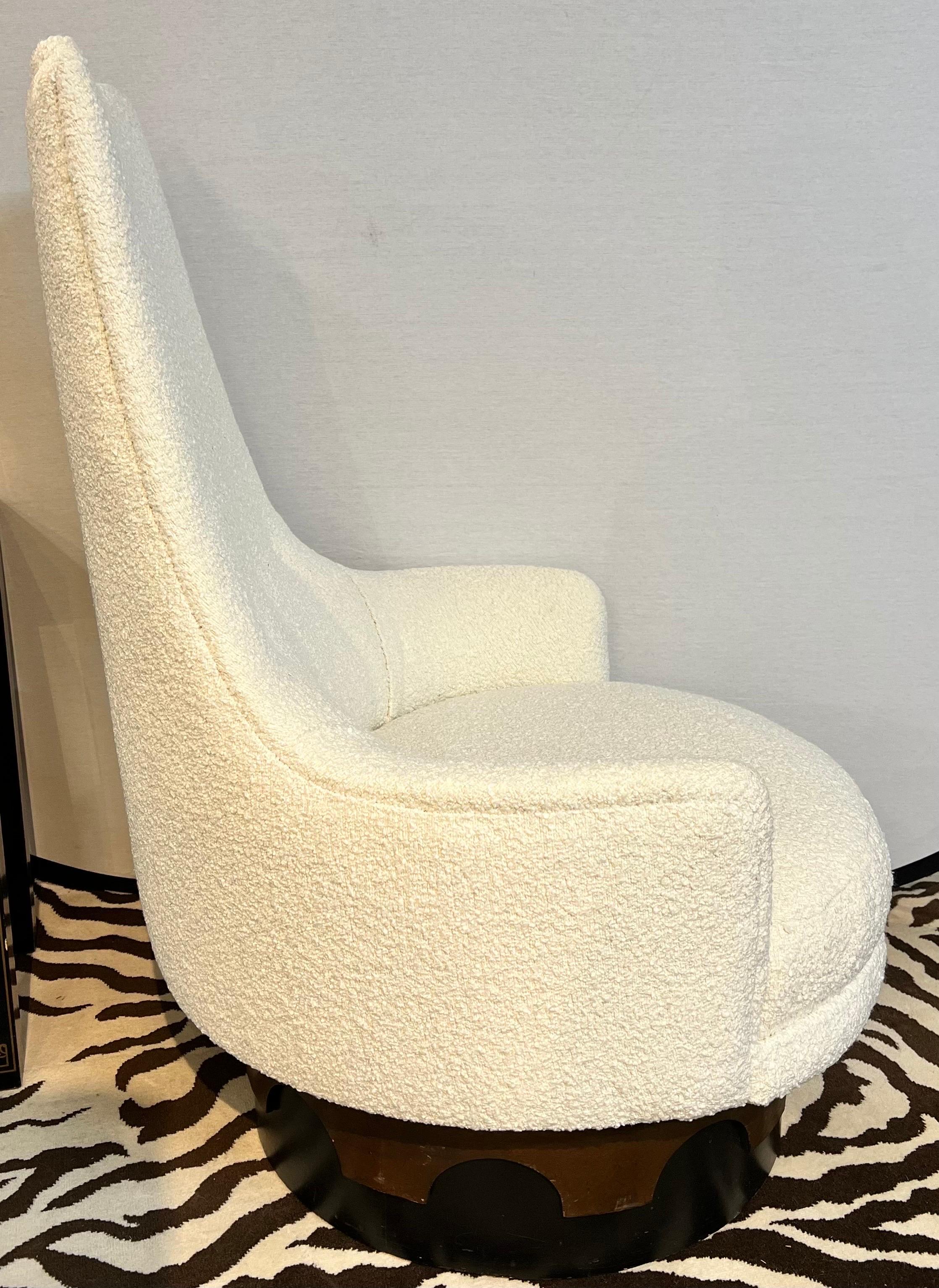 Adrian Pearsall Newly Upholstered in Ivory Boucle Fabric Swivel Chair For Sale 1