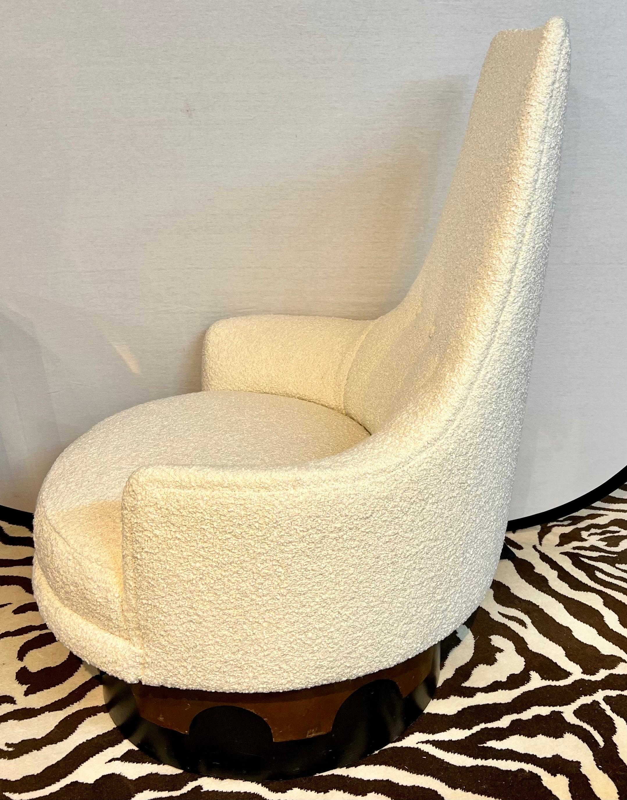 Adrian Pearsall Newly Upholstered in Ivory Boucle Fabric Swivel Chair For Sale 3