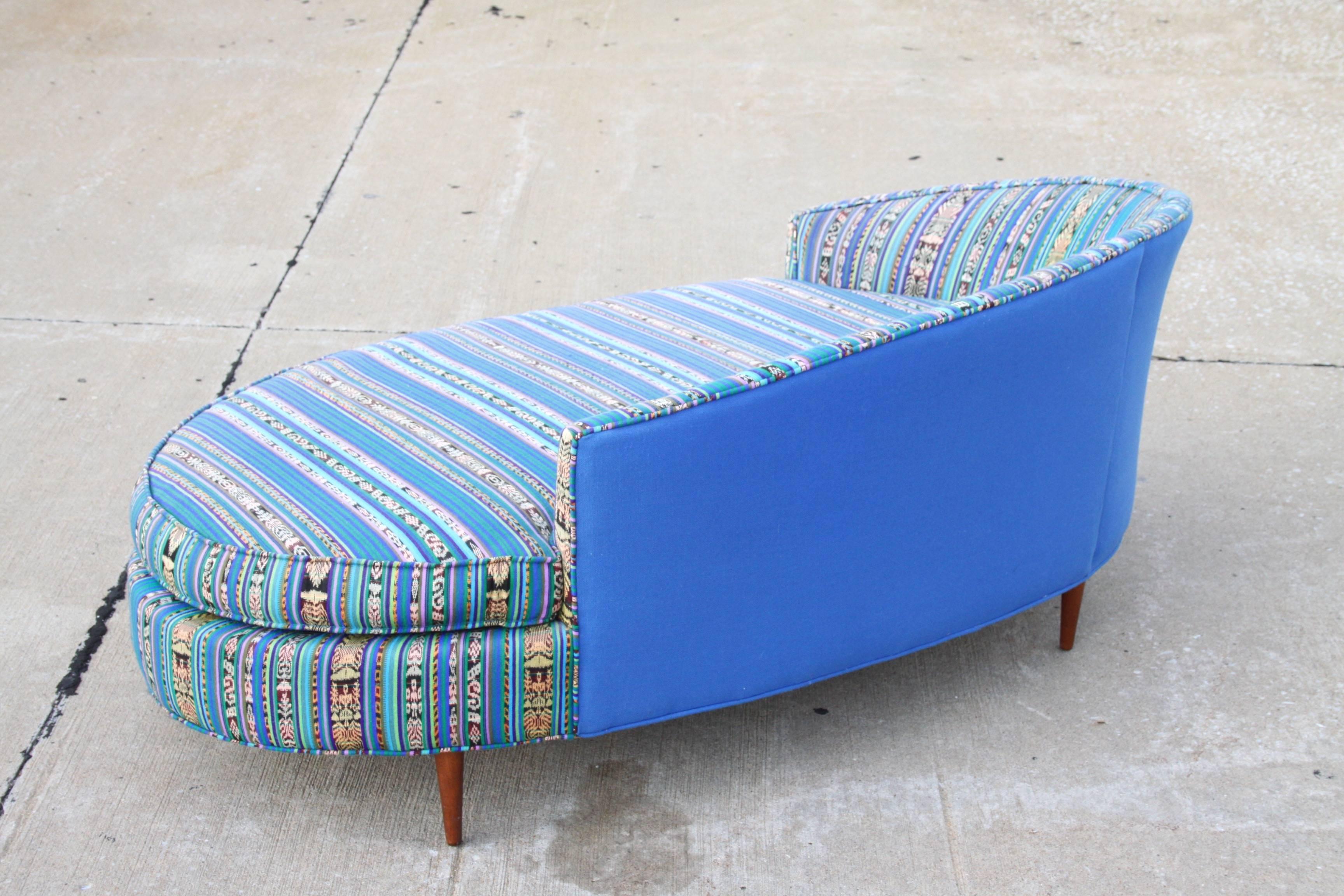 Adrian Pearsall Oval Chaise Lounge Settee In Good Condition In St. Louis, MO