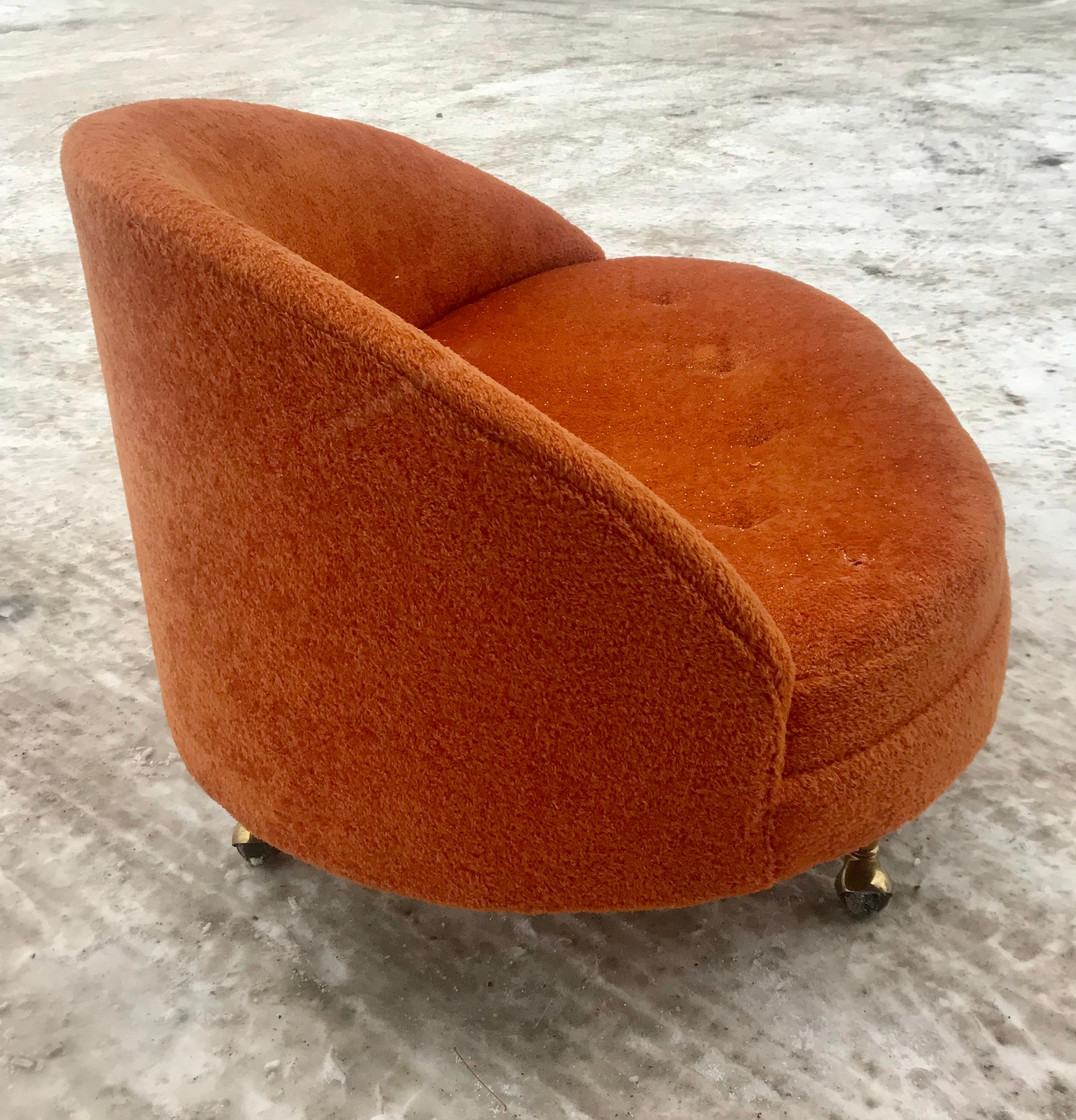 American Adrian Pearsall Oval / Egg Pop 1970s Chaise Lounge on Castors