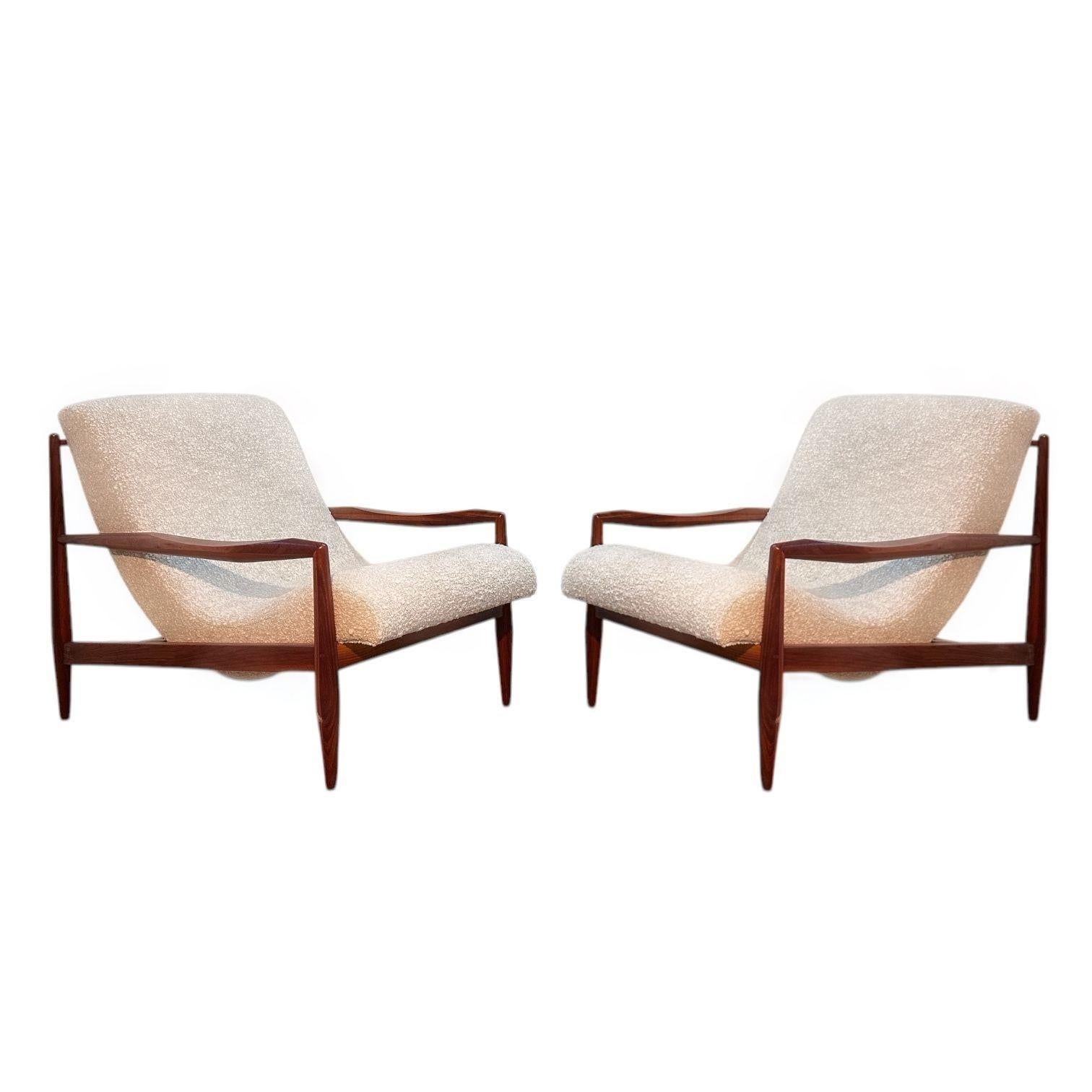American Adrian Pearsall Pair Scoop Lounge Chairs for Craft Associates, Inc., 1960