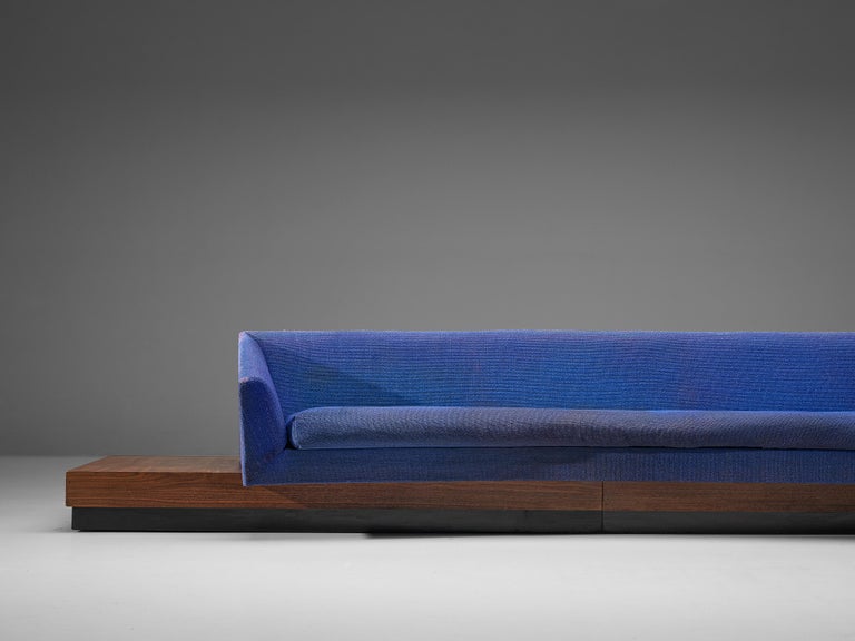 Mid-20th Century Adrian Pearsall ‘Platform’ Curved Sofa in Blue Fabric and Walnut For Sale