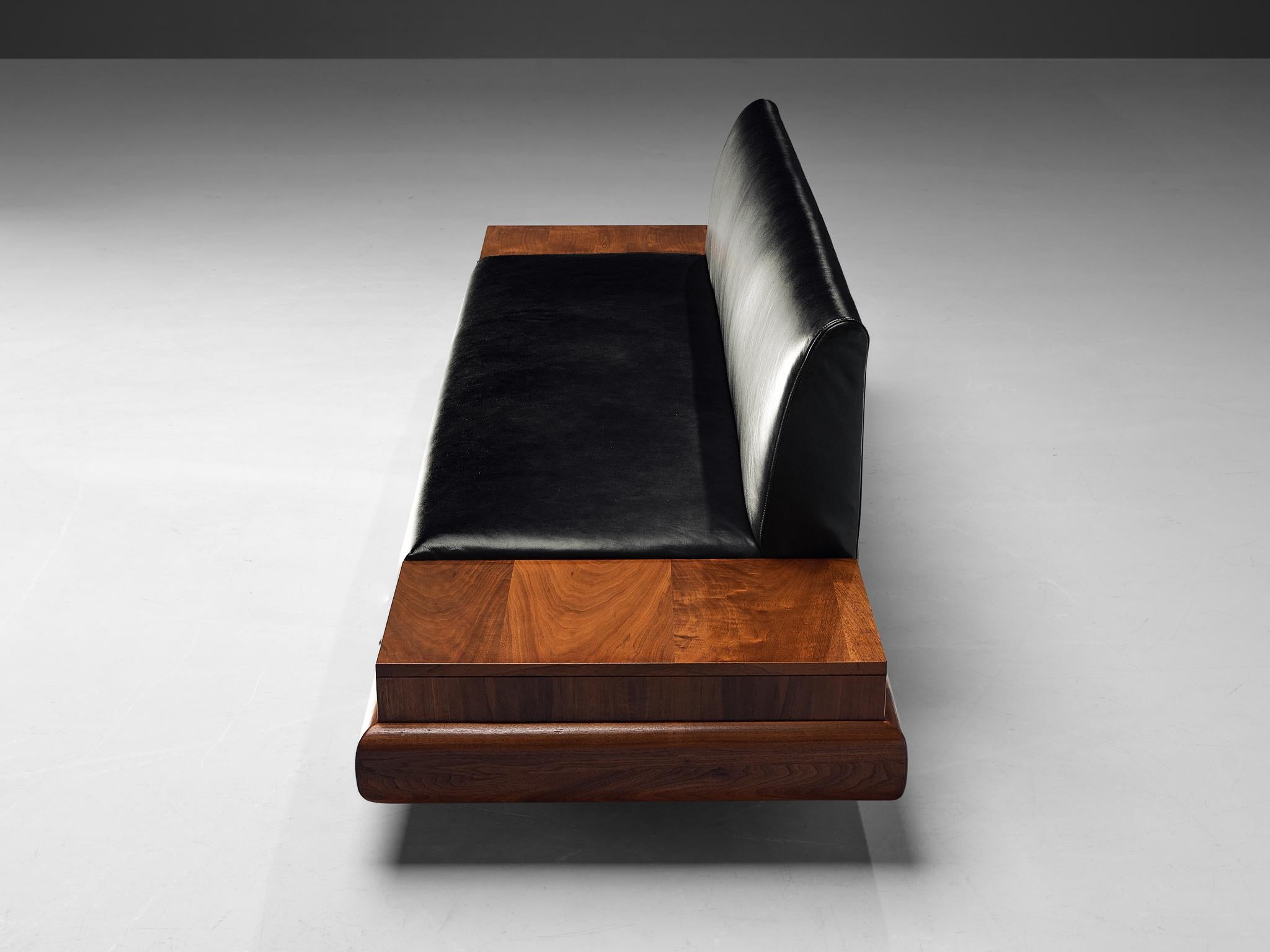 Adrian Pearsall '1709S' Plateau-Sofa aus Nussbaum und schwarzem Leder im Angebot 2