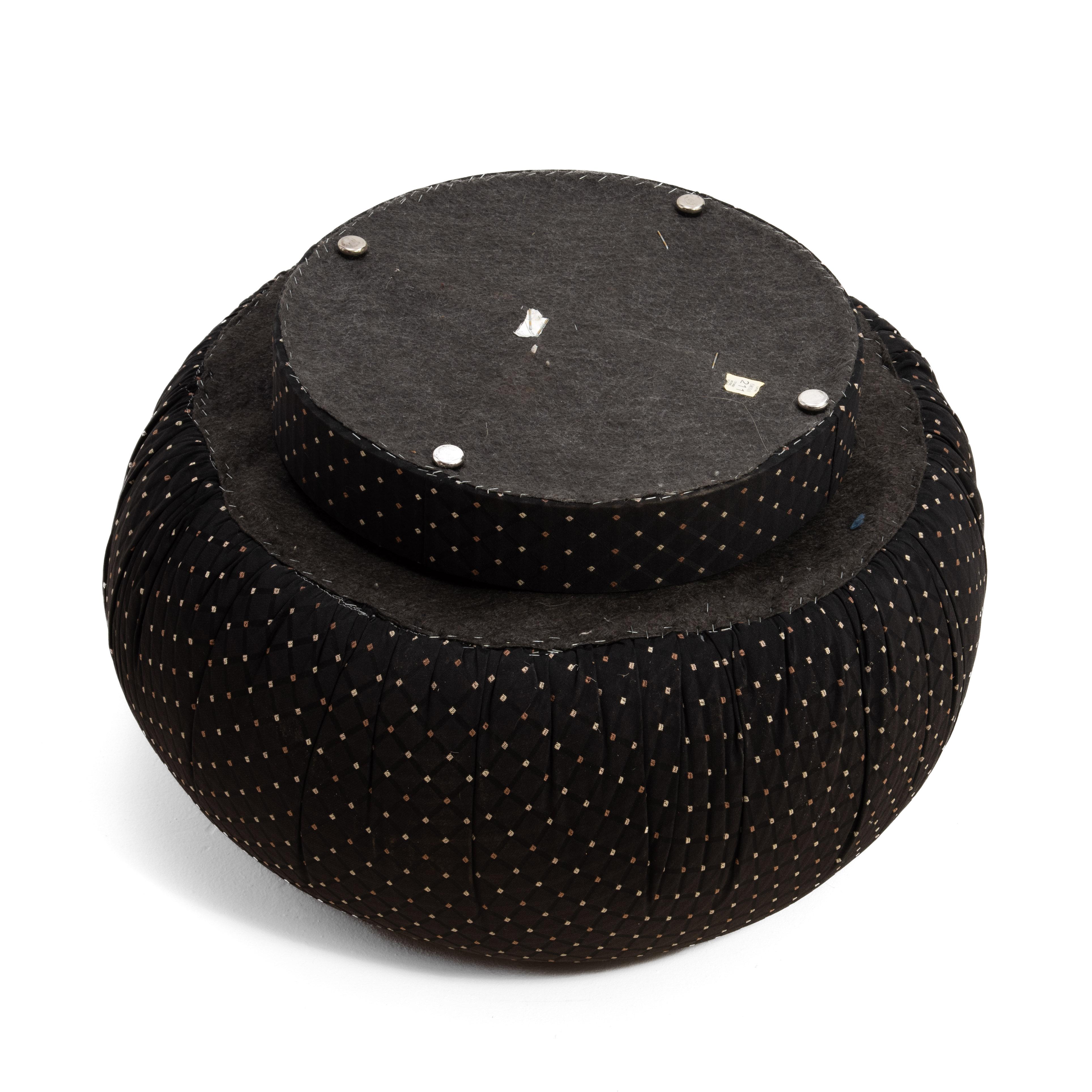 Adrian Pearsall Postmodern Swivel Mushroom Pouf Ottoman Original Comfort Designs For Sale 2