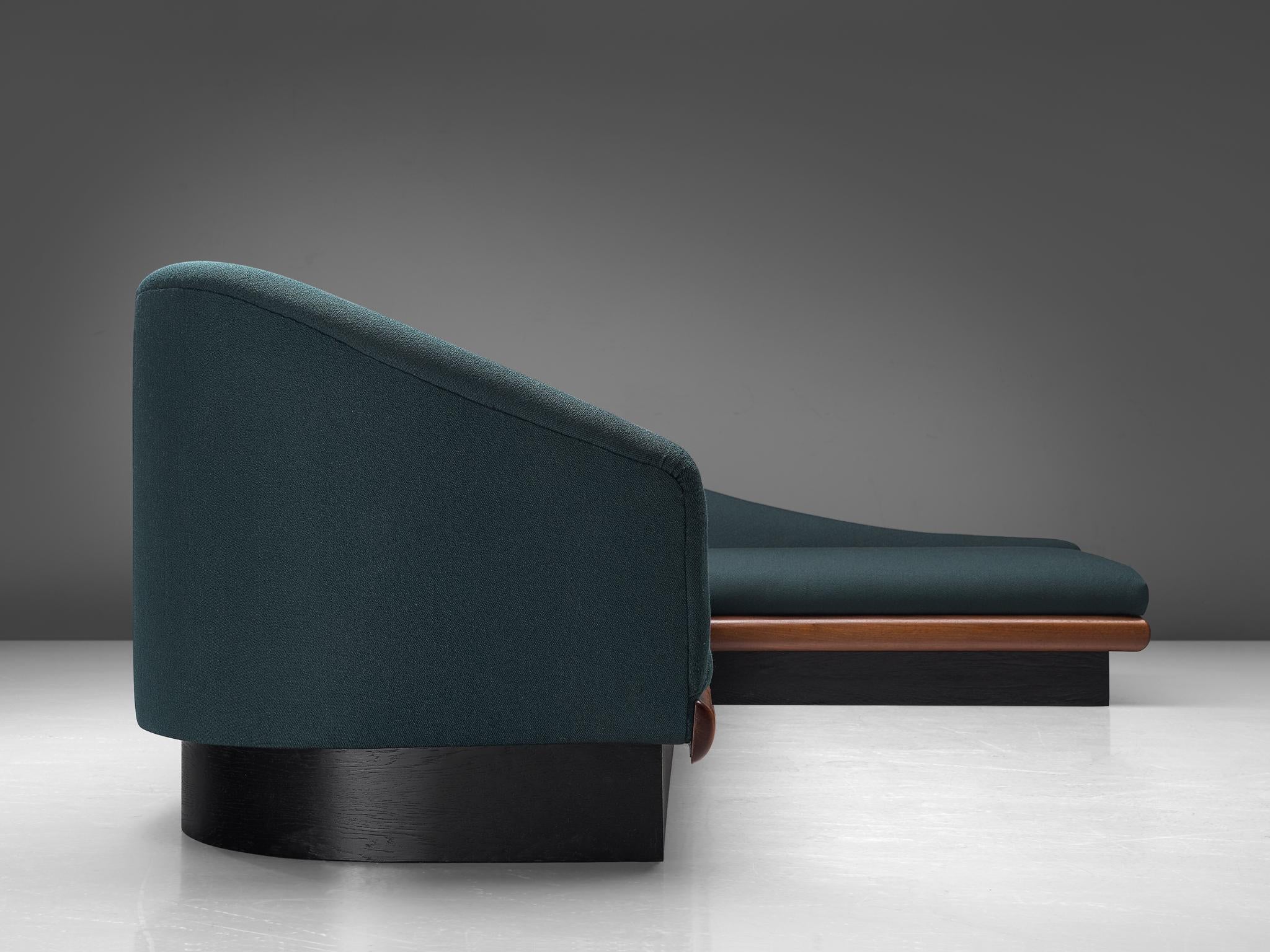 Adrian Pearsall Restored and Reupholstered 'Cloud' Sofa In Excellent Condition In Waalwijk, NL