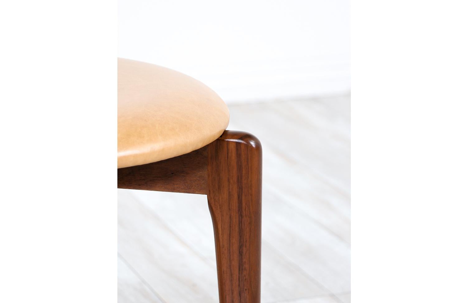 Adrian Pearsall Sculpted Walnut & Leather Stools for Craft Associates 3