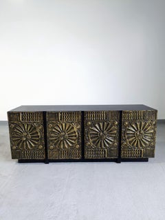 Buffet Brutalista "Sculptura" de Adrian Pearsall para Craft