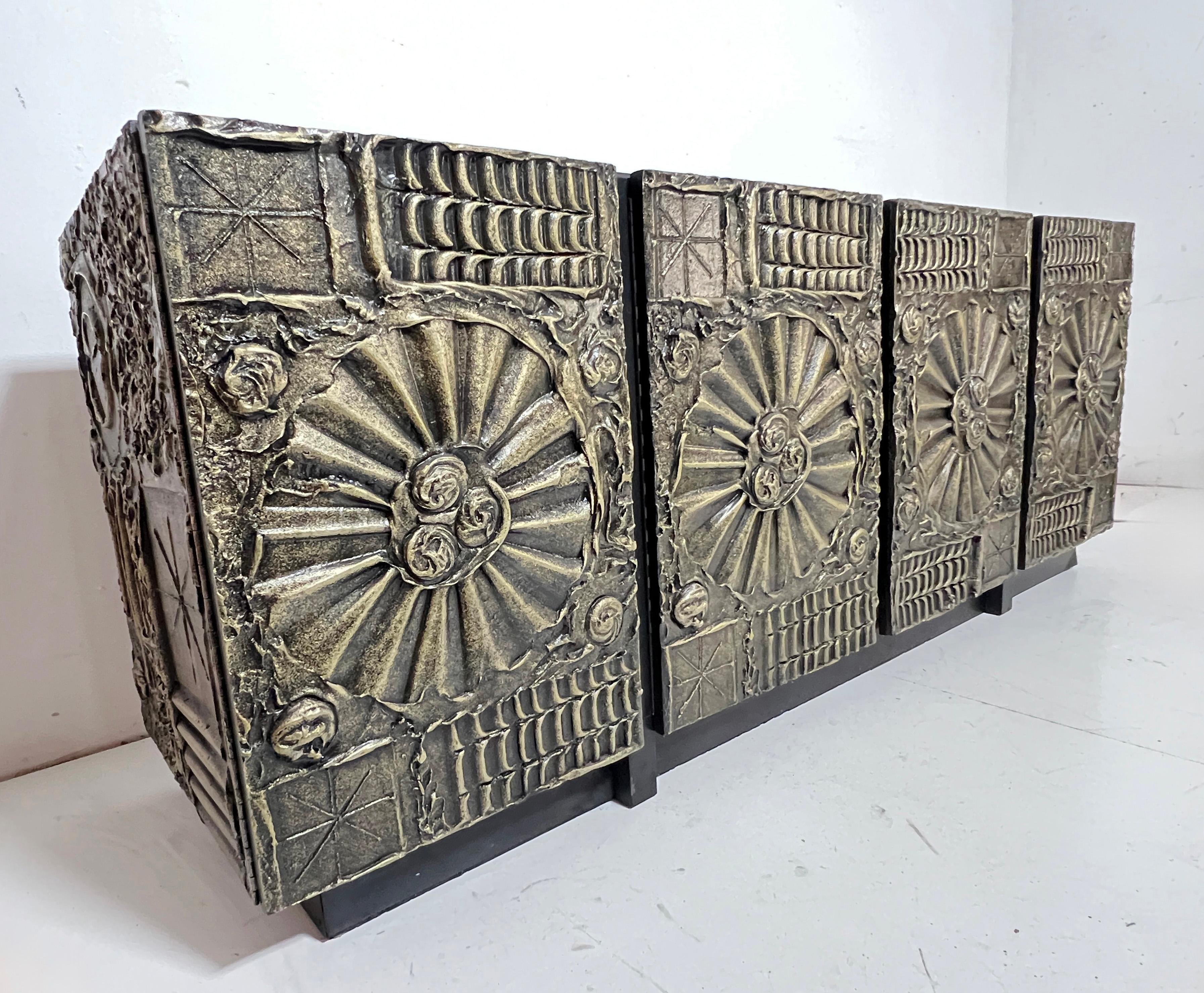 Adrian Pearsall “Sculptura” Brutalist Cabinet for Craft Associates Circa 1970s In Good Condition For Sale In Peabody, MA