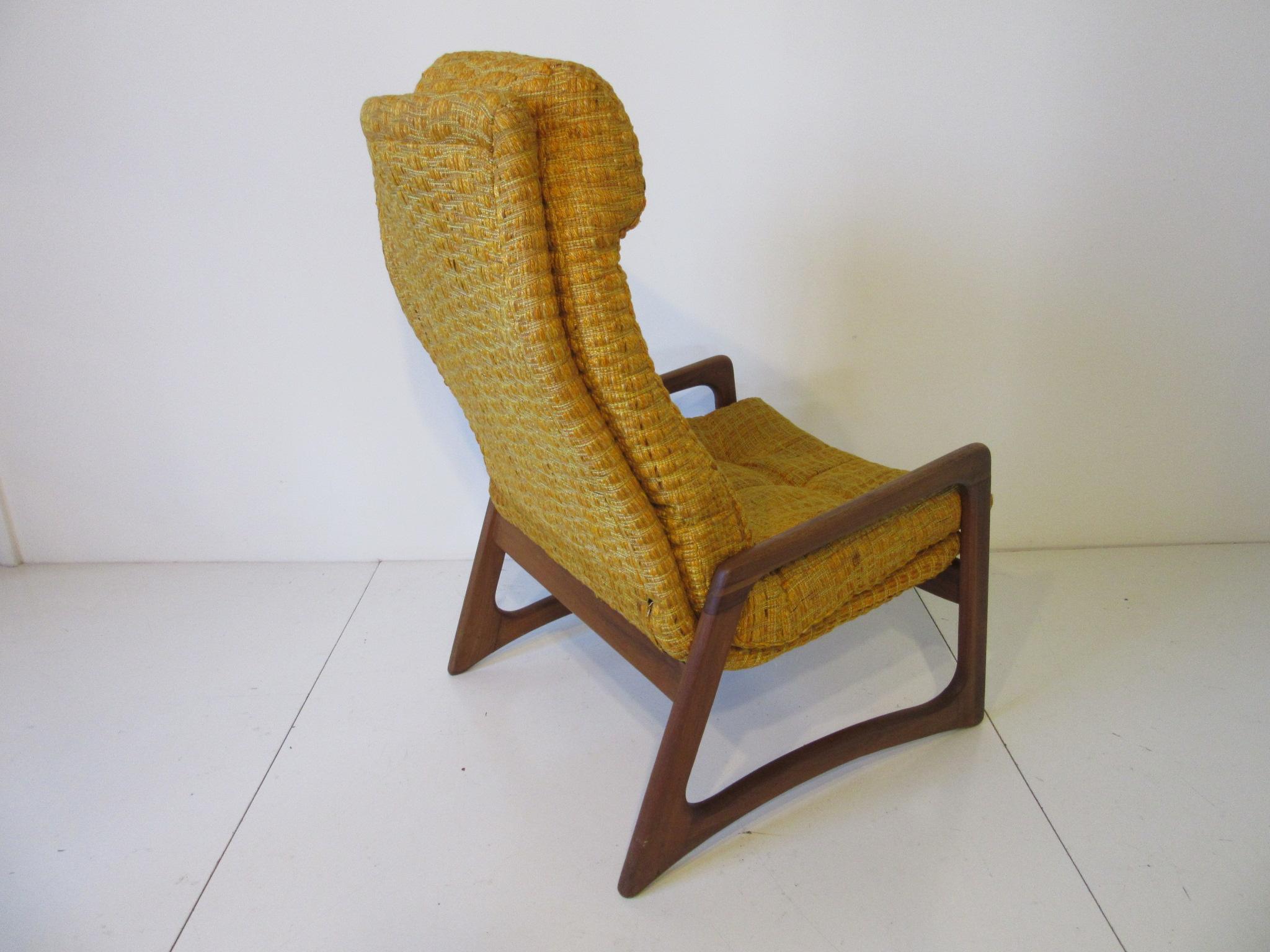 Adrian Pearsall  Sculptural Lounge Chair by Craft Associates  In Good Condition In Cincinnati, OH